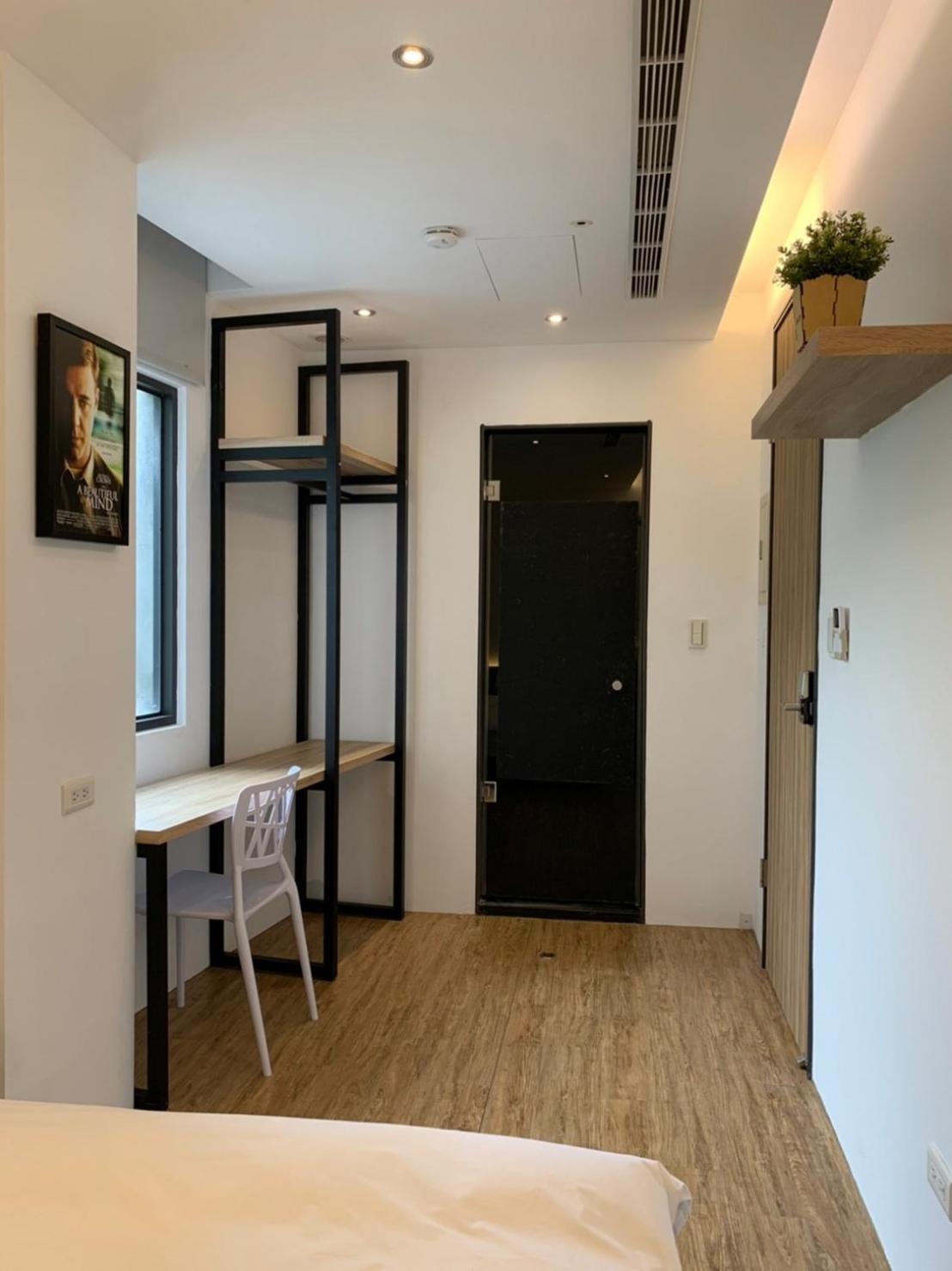 Small Double Room photo 2