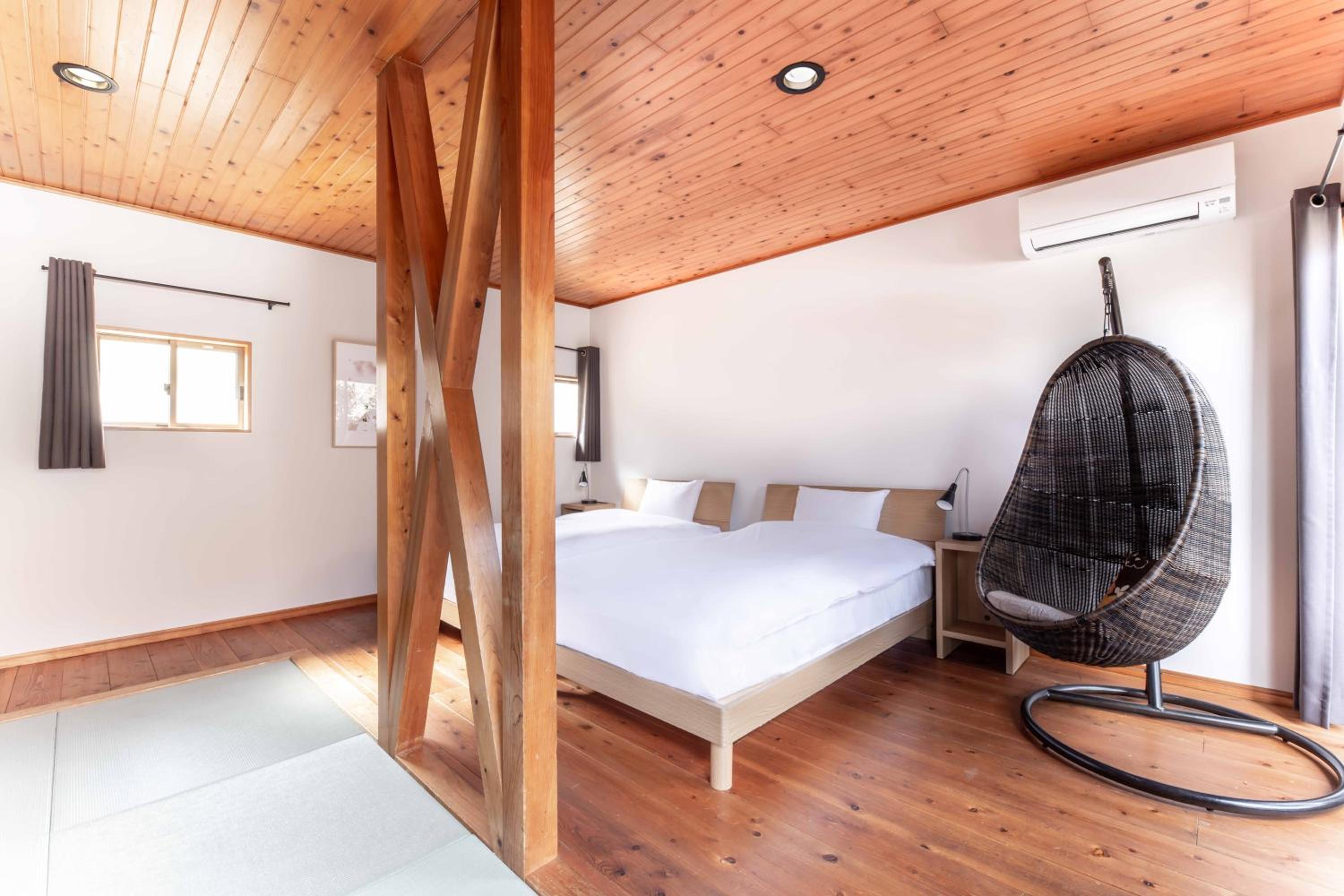 Twin Room with Tatami Area with Open-Air Bath and Indoor Bath (40㎡) - Photo 1