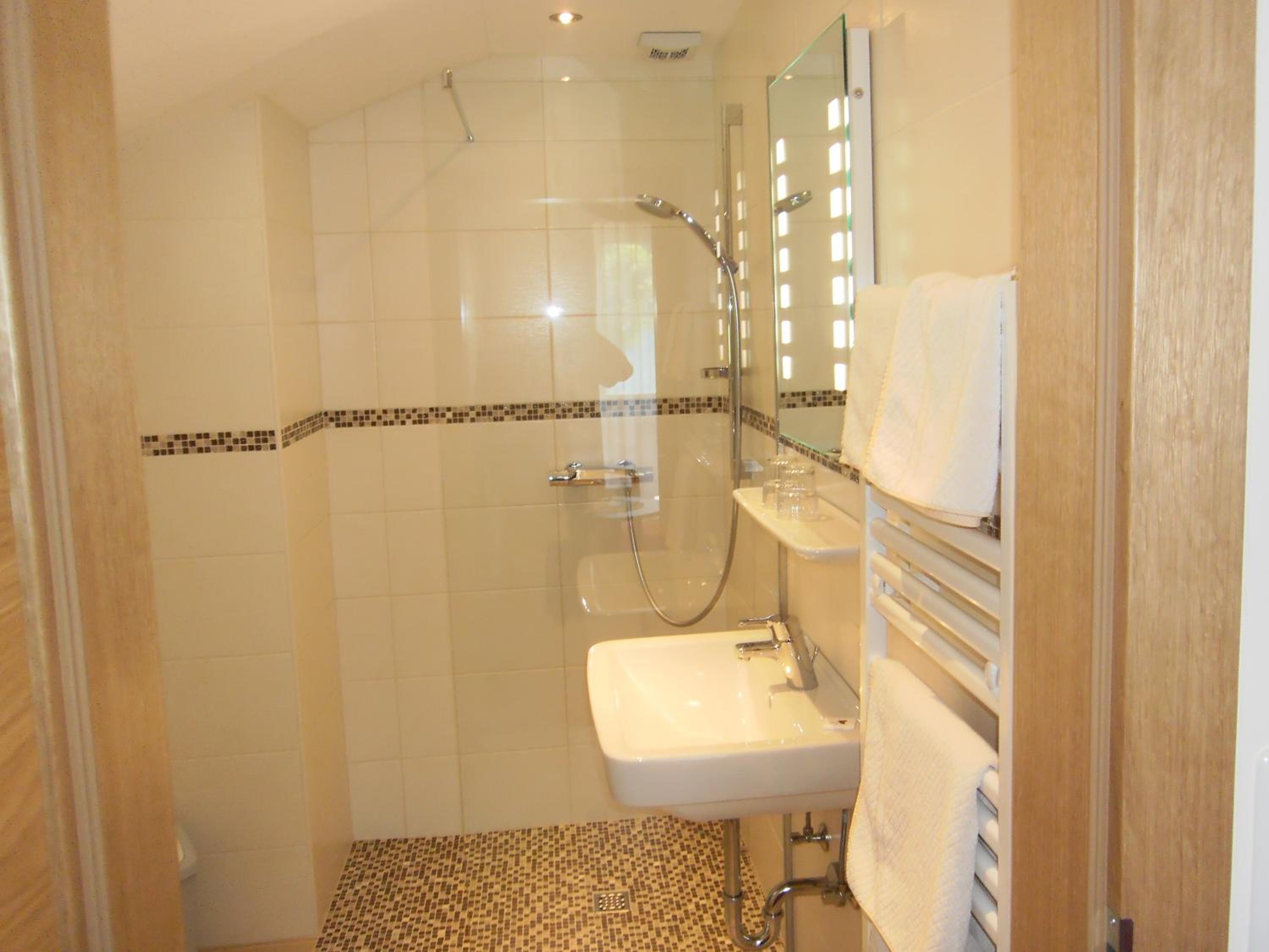 Deluxe Double Room with Balcony photo 3