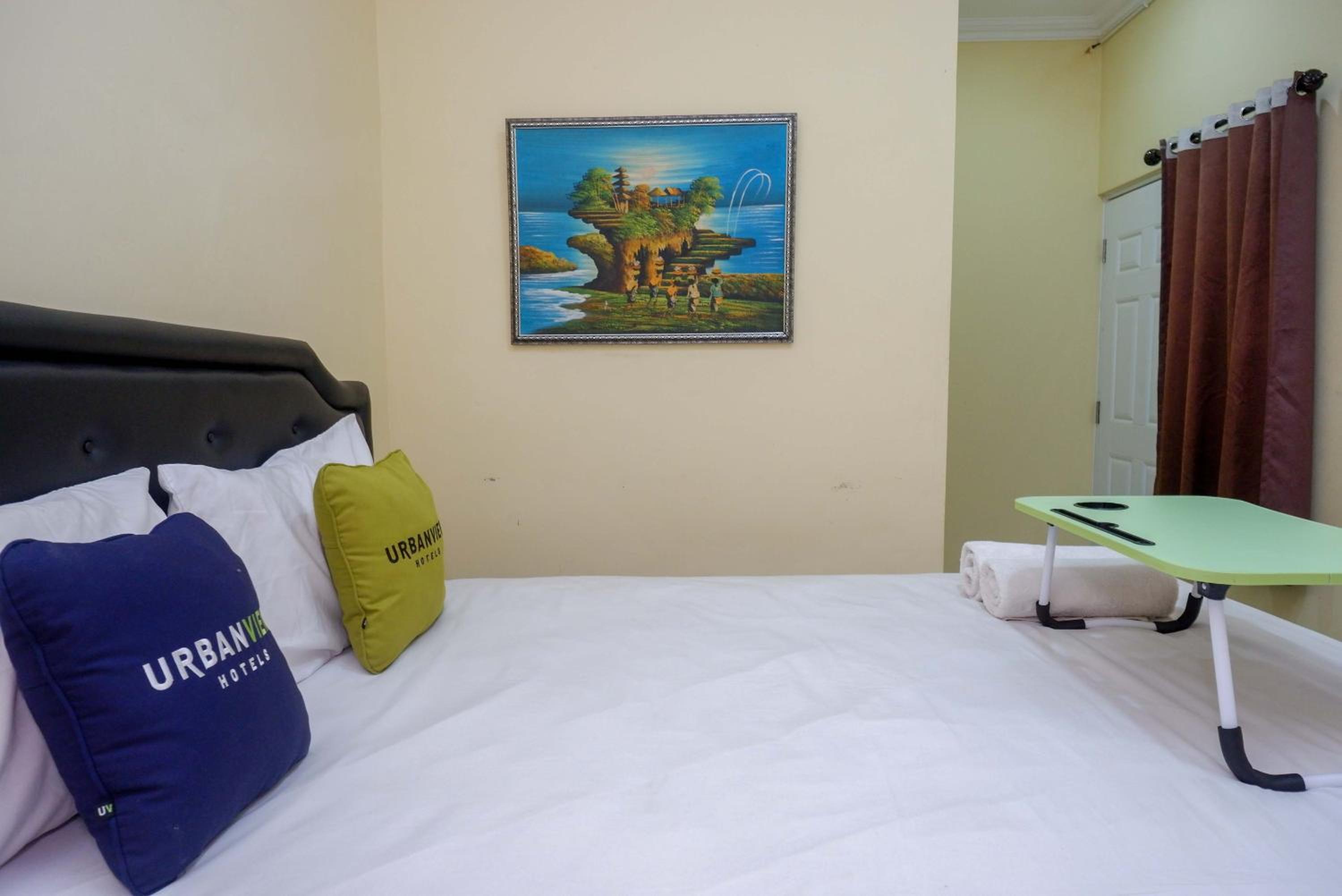 Standard Double Room - Photo 11