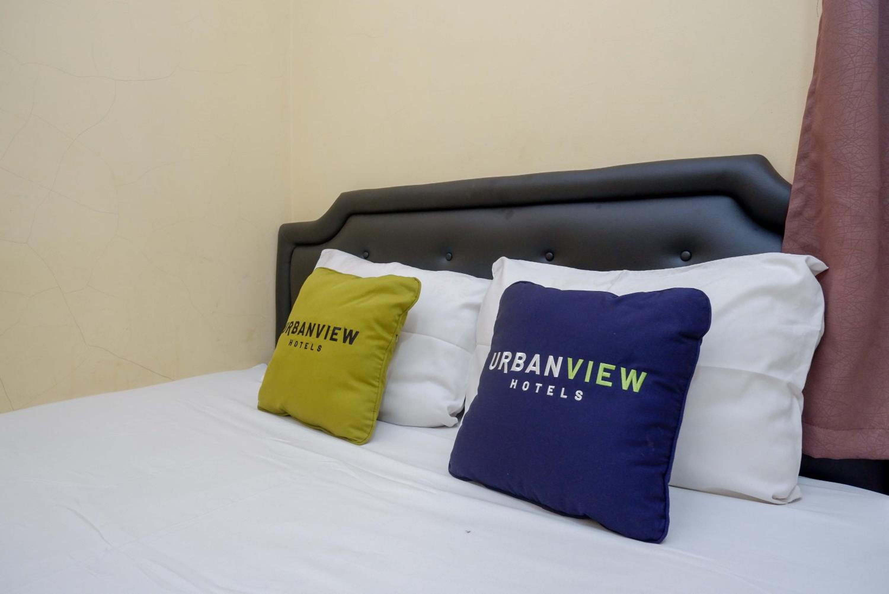 Standard Double Room - Photo 8