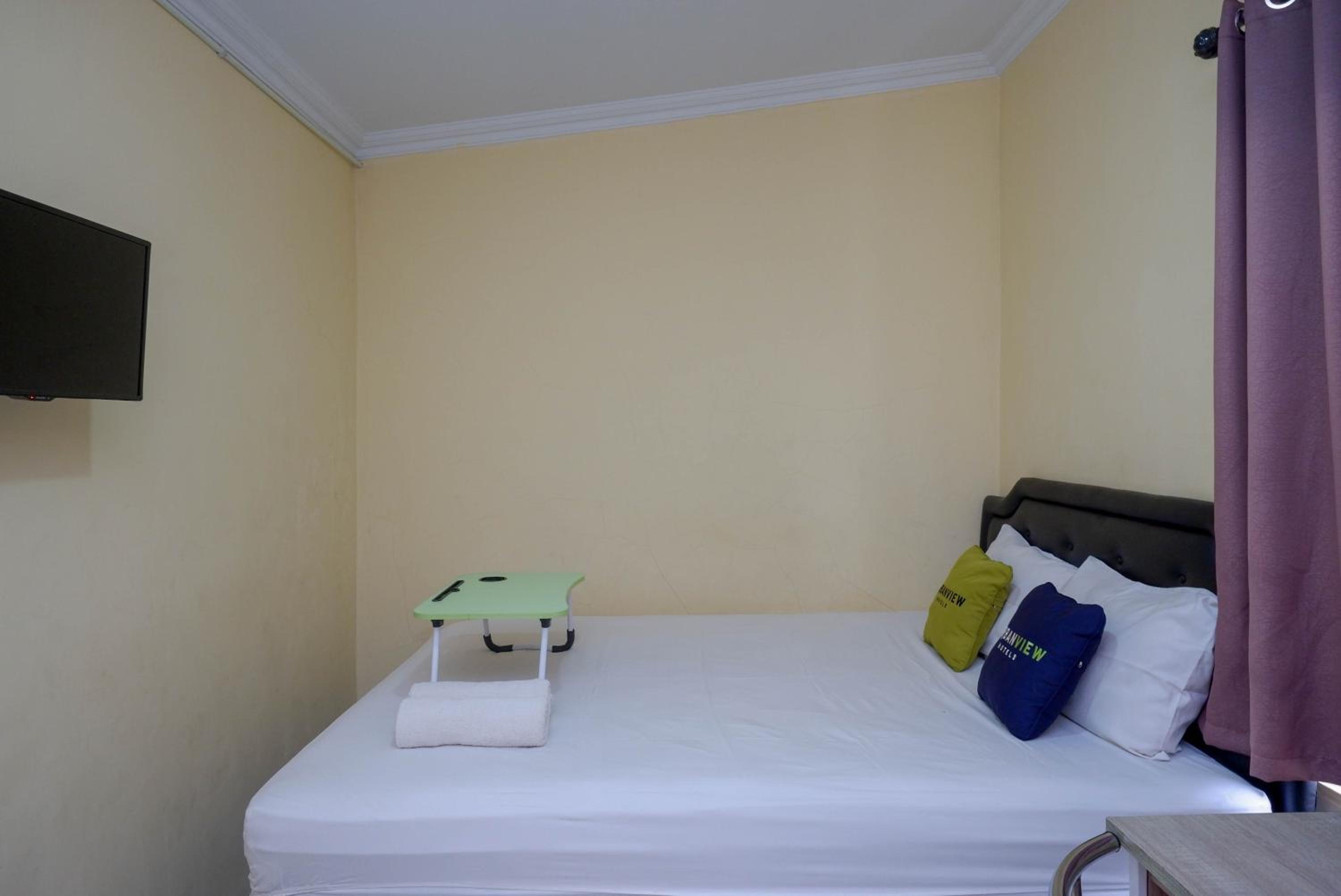 Standard Double Room - Photo 17
