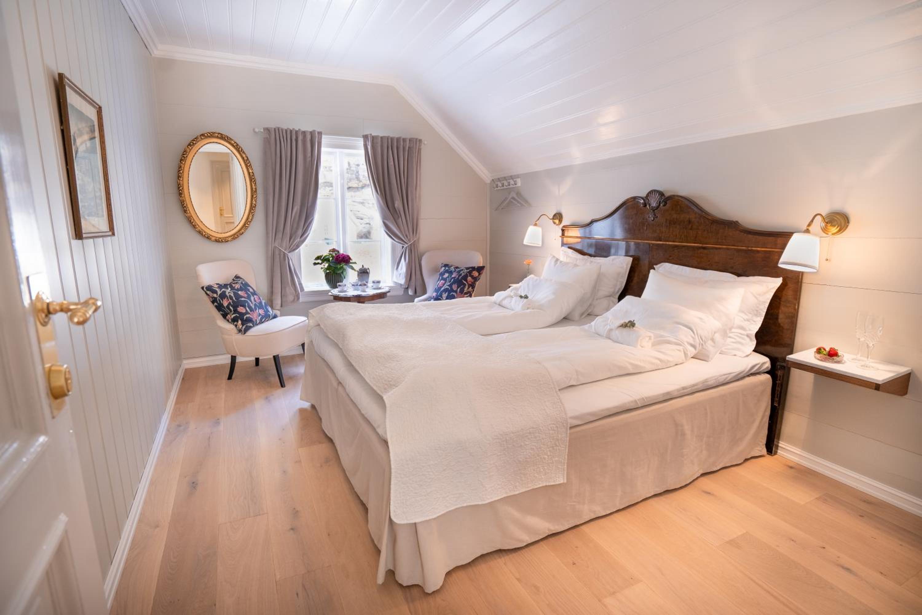 Deluxe Double Room photo 3