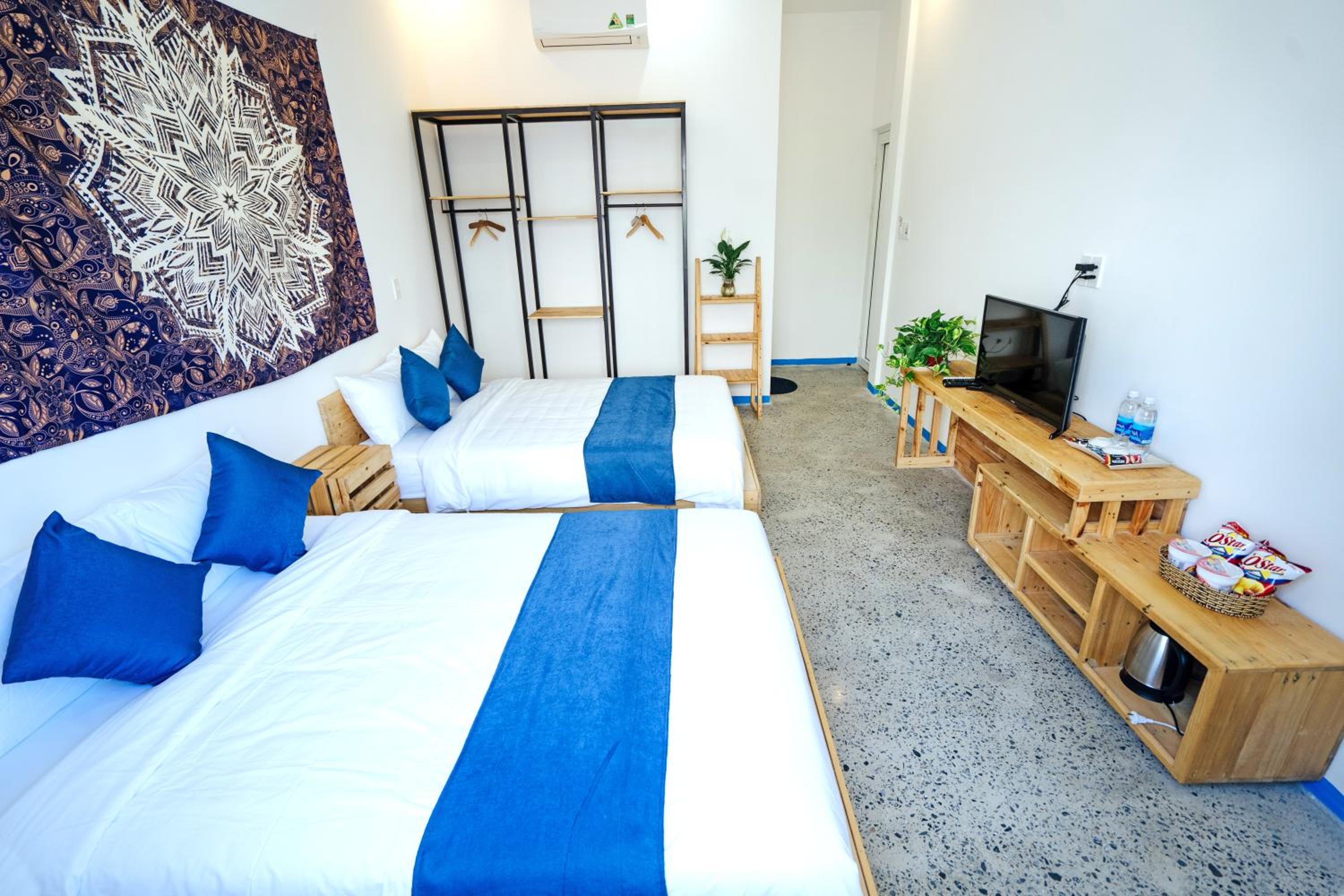 Twin Room with Garden View - Photo 2