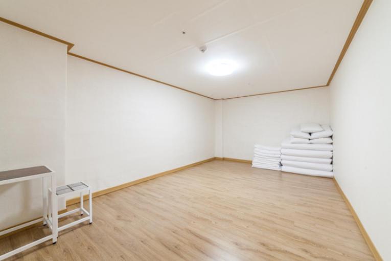 Large Two-Bedroom Suite with 2 bathrooms photo 3