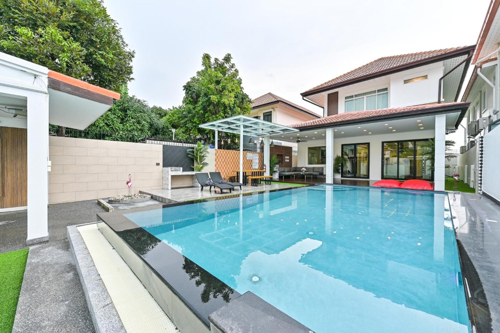 Villa - Photo 5