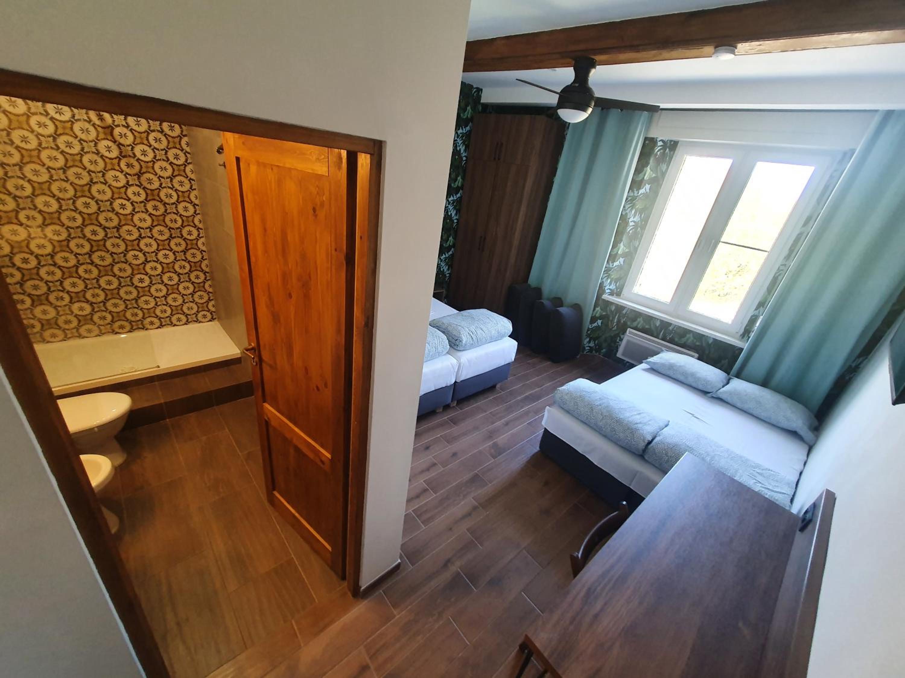 Quadruple Room photo 3