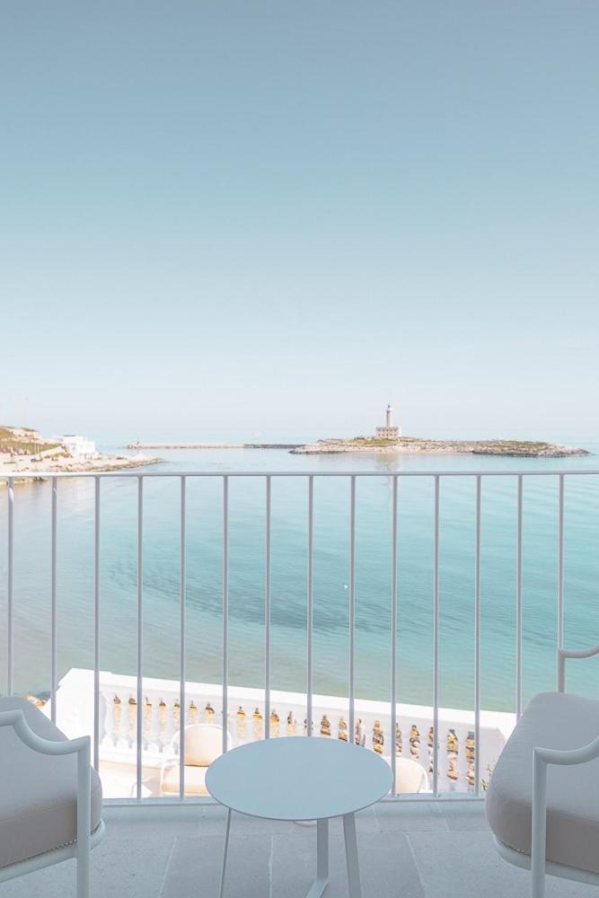 Double Room with Balcony and Sea View photo 2