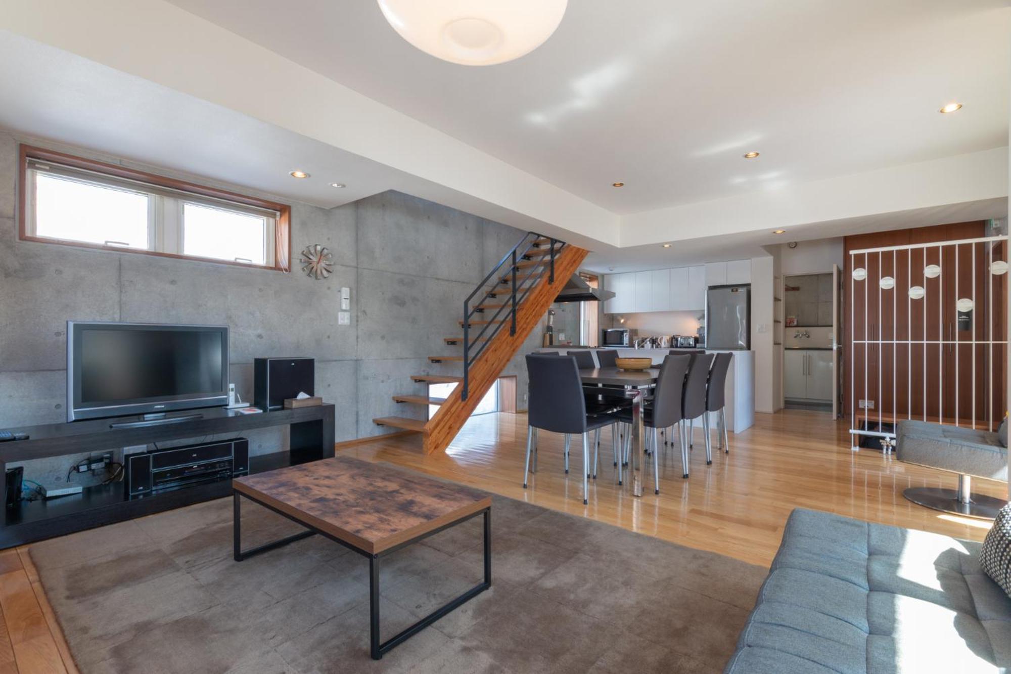 Three-Bedroom House photo 2