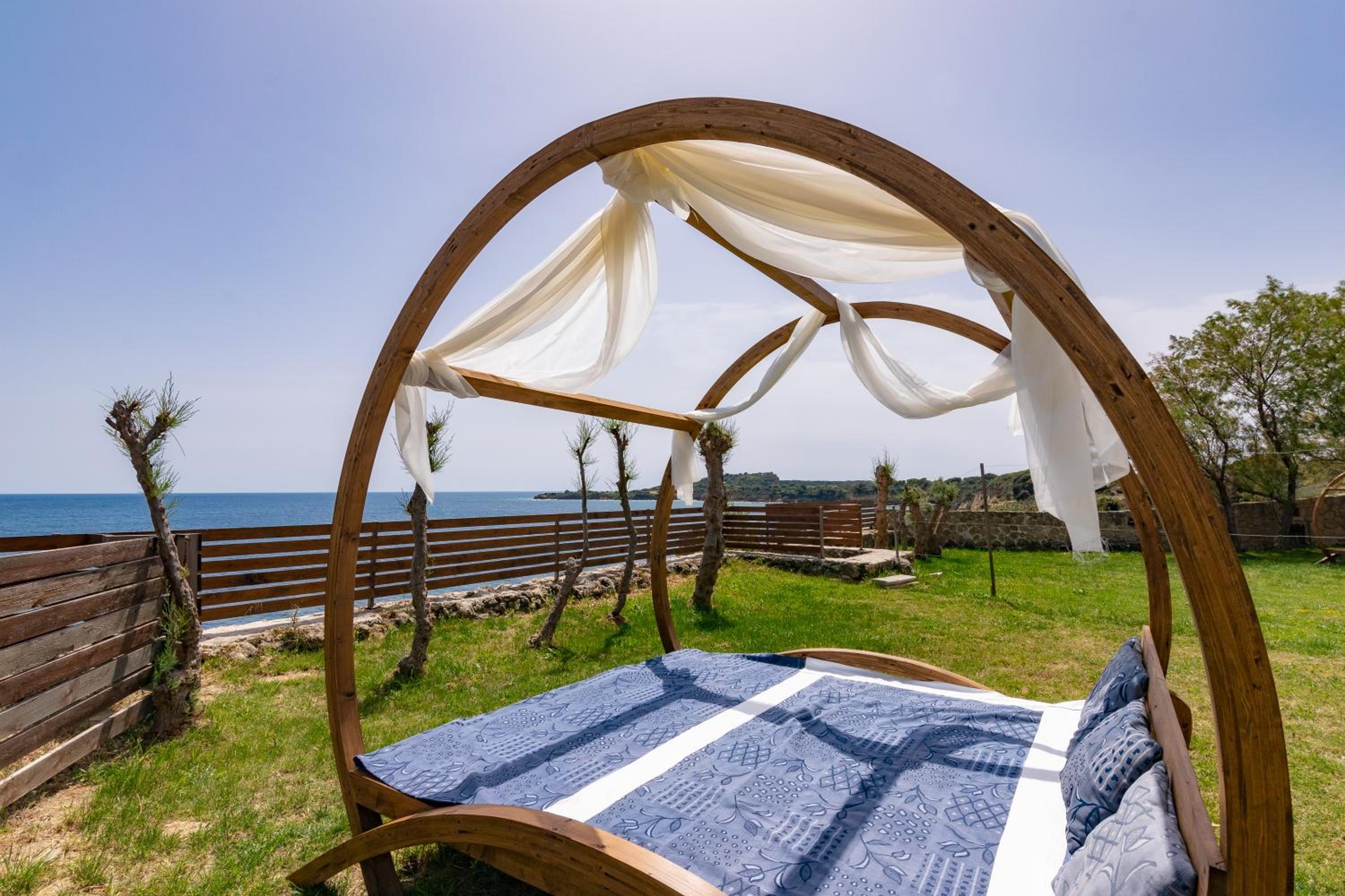 Areti - Seaside Three Bedroom Villa with Private Pool and Sea View