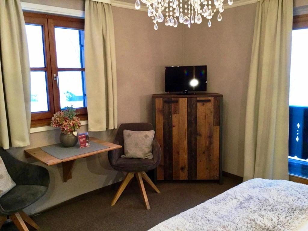 Double Room with Balcony photo 2