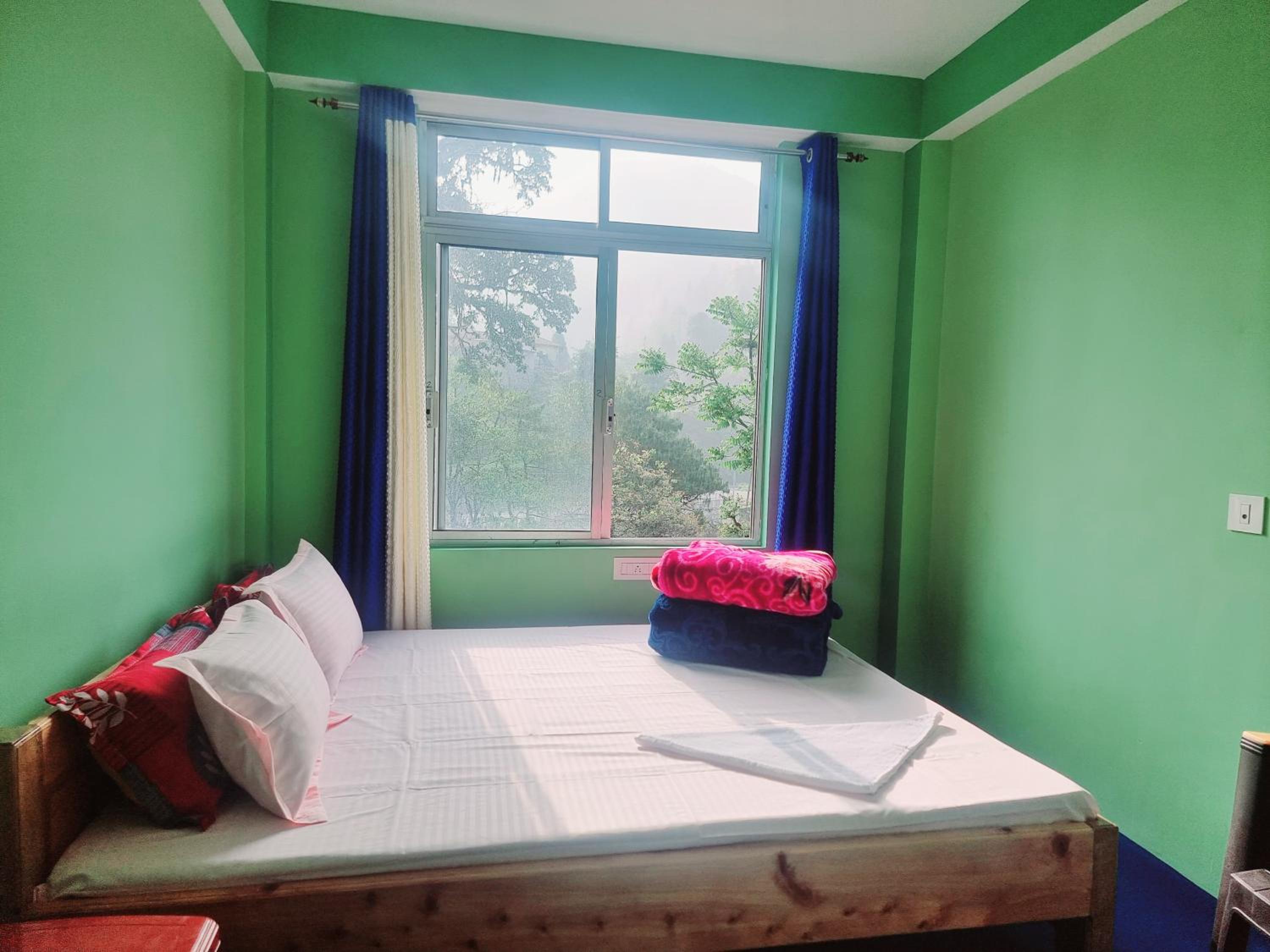Triple Room with Mountain View photo 2