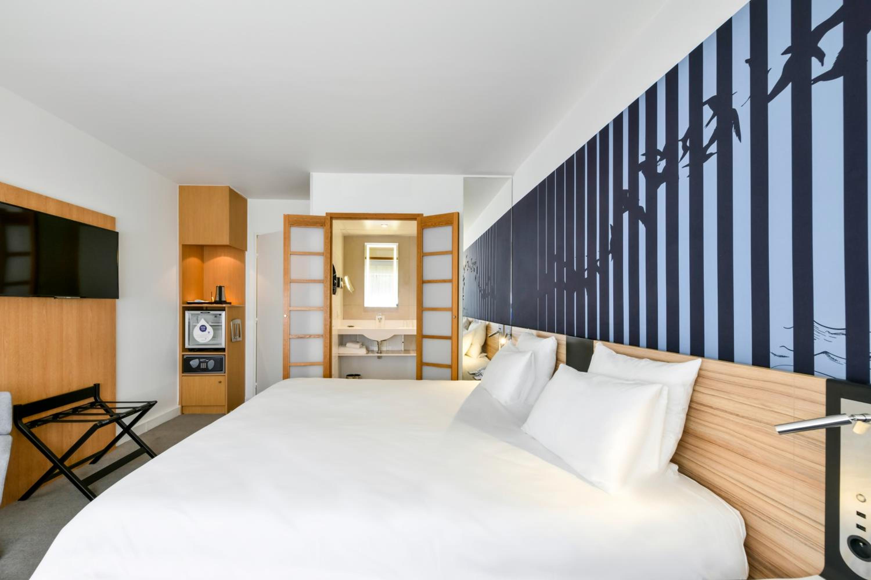 Standard Double Room - Photo 2