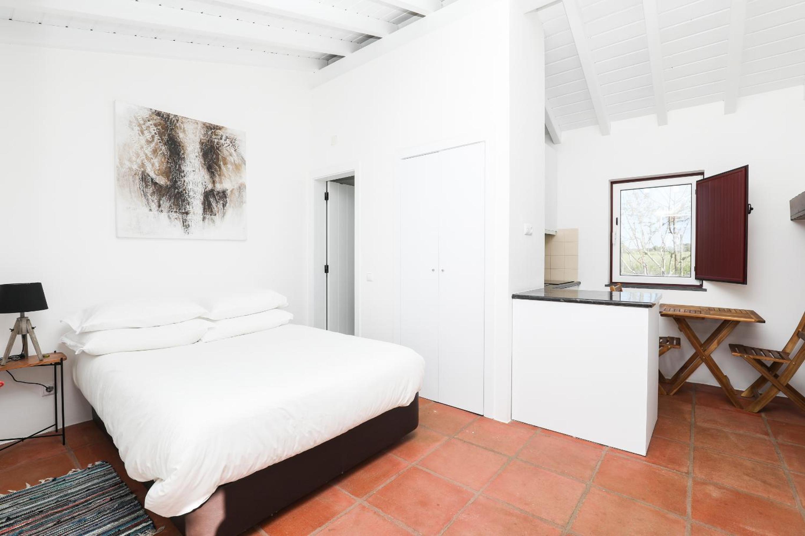 Double Room with Private Bathroom - Photo 1