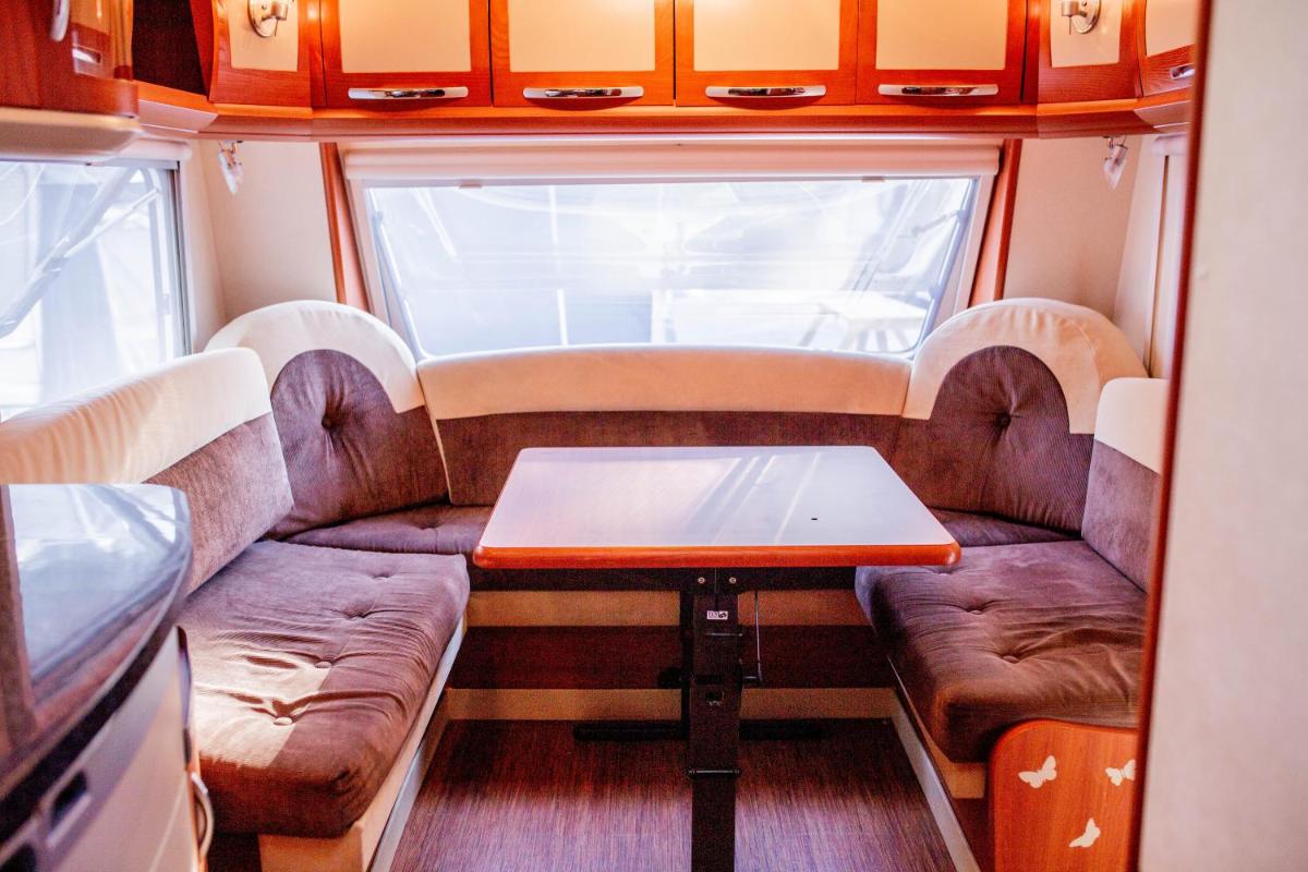 Caravan photo 1