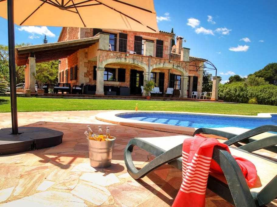 Villa with Private Pool photo 1