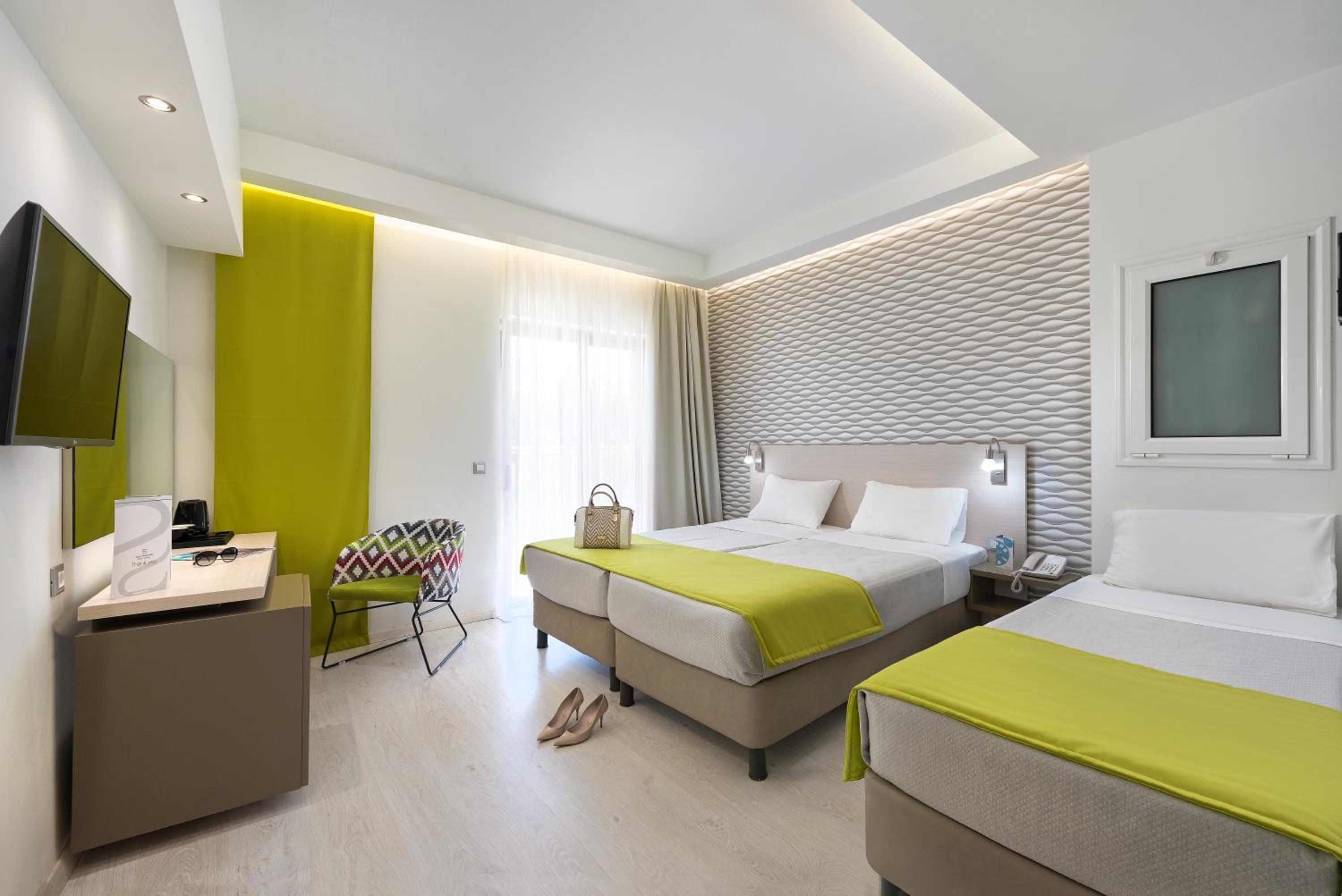 Triple Room - Photo 1