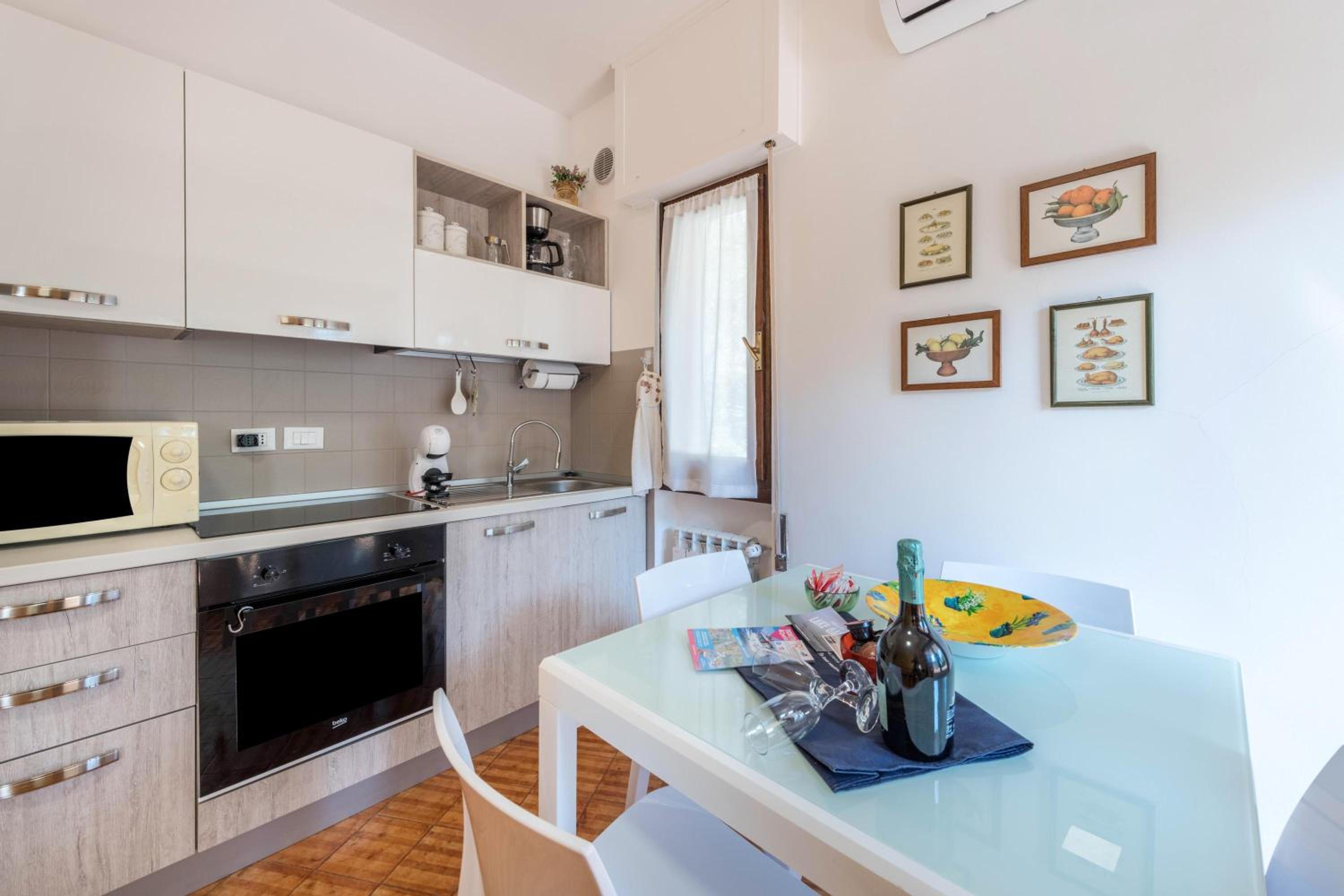 Superior One-Bedroom Apartment With Balcony photo 3