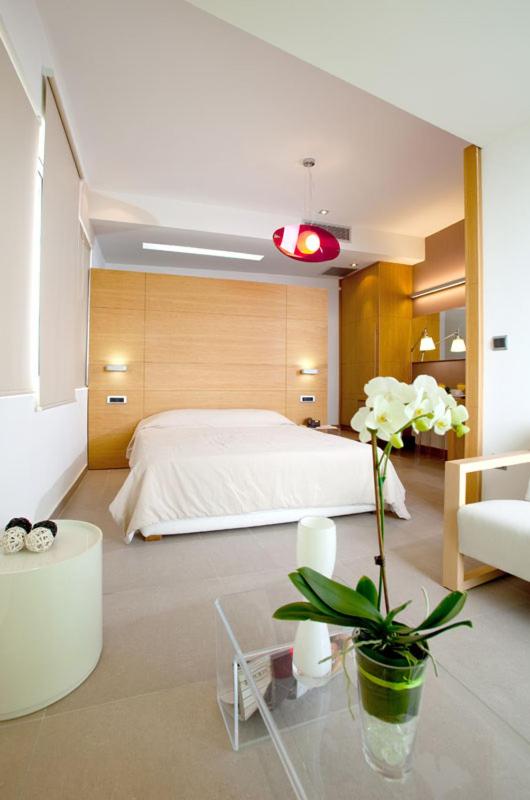 Executive Suite with Panoramic View photo 1