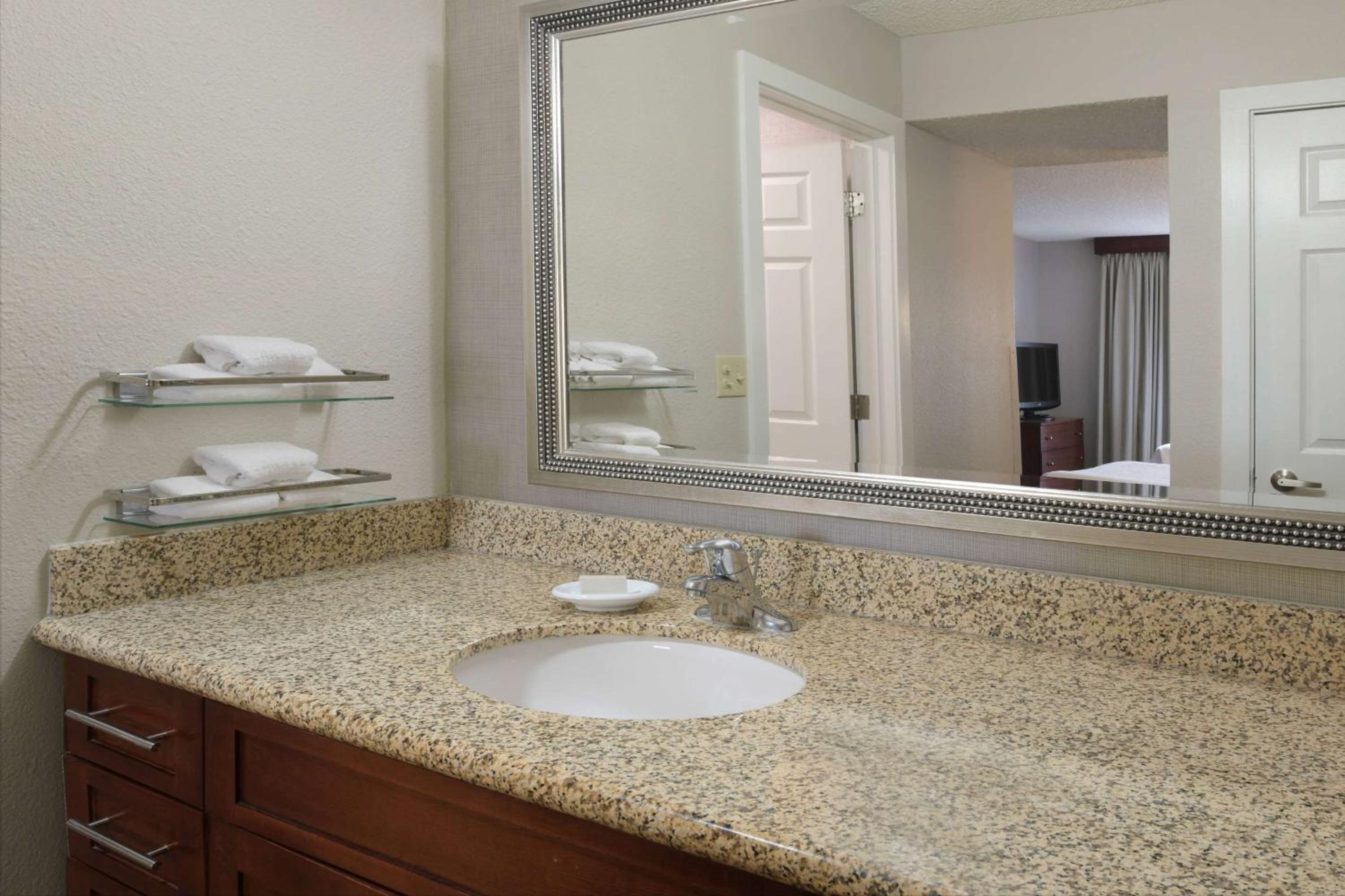 Studio Suite King - Photo 2