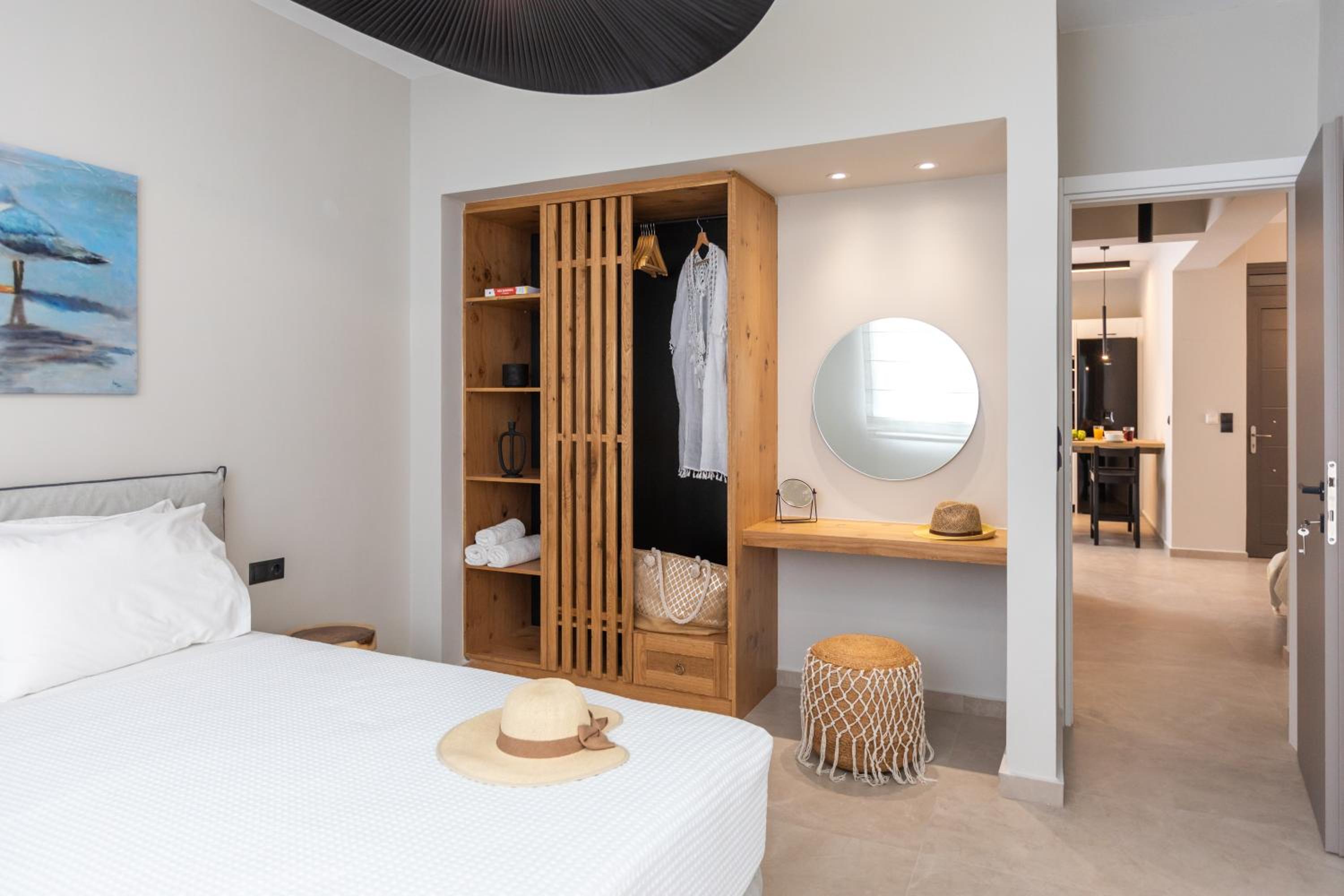 Two-Bedroom House - Photo 27