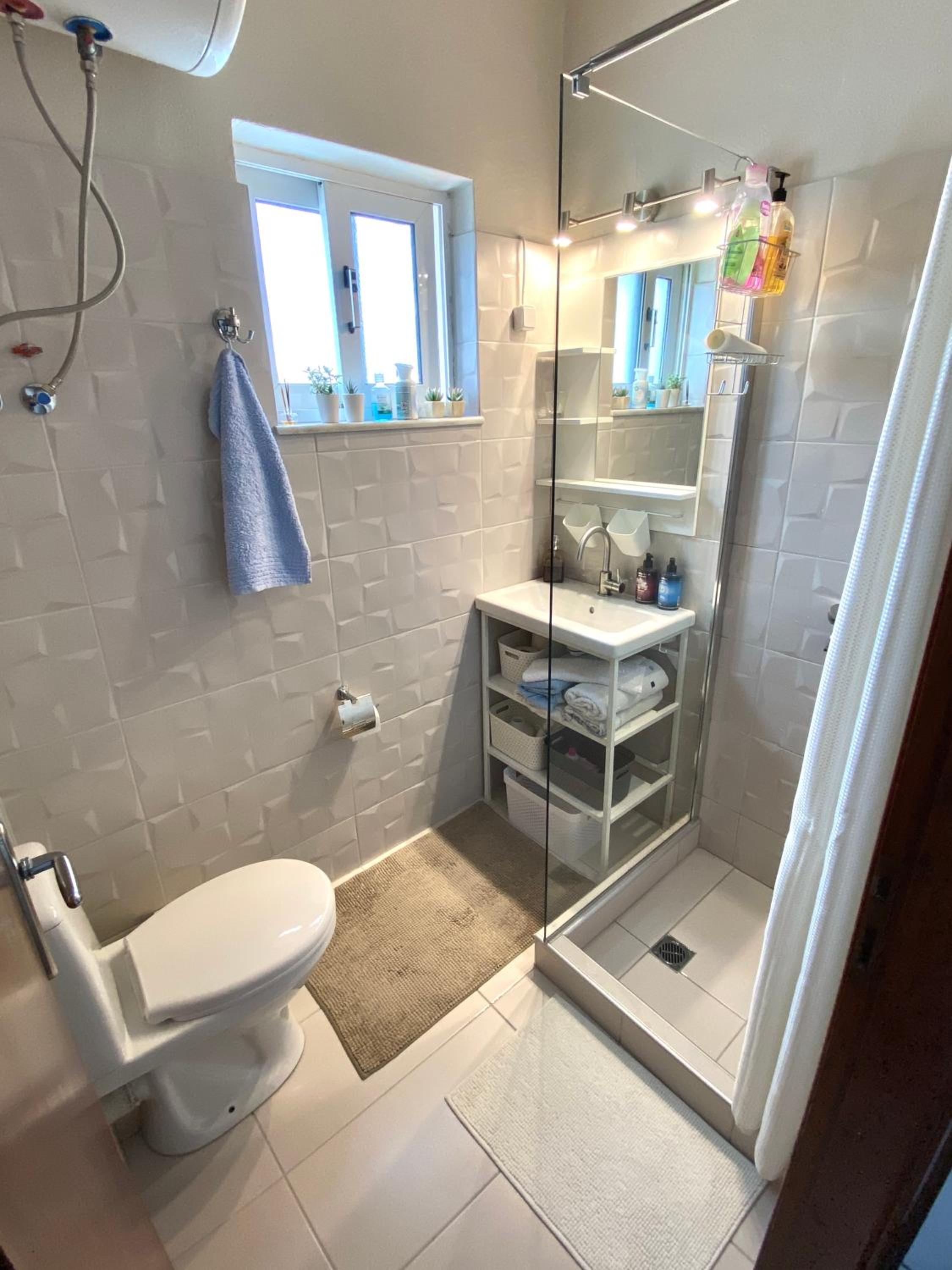 One-Bedroom Apartment - Photo 31