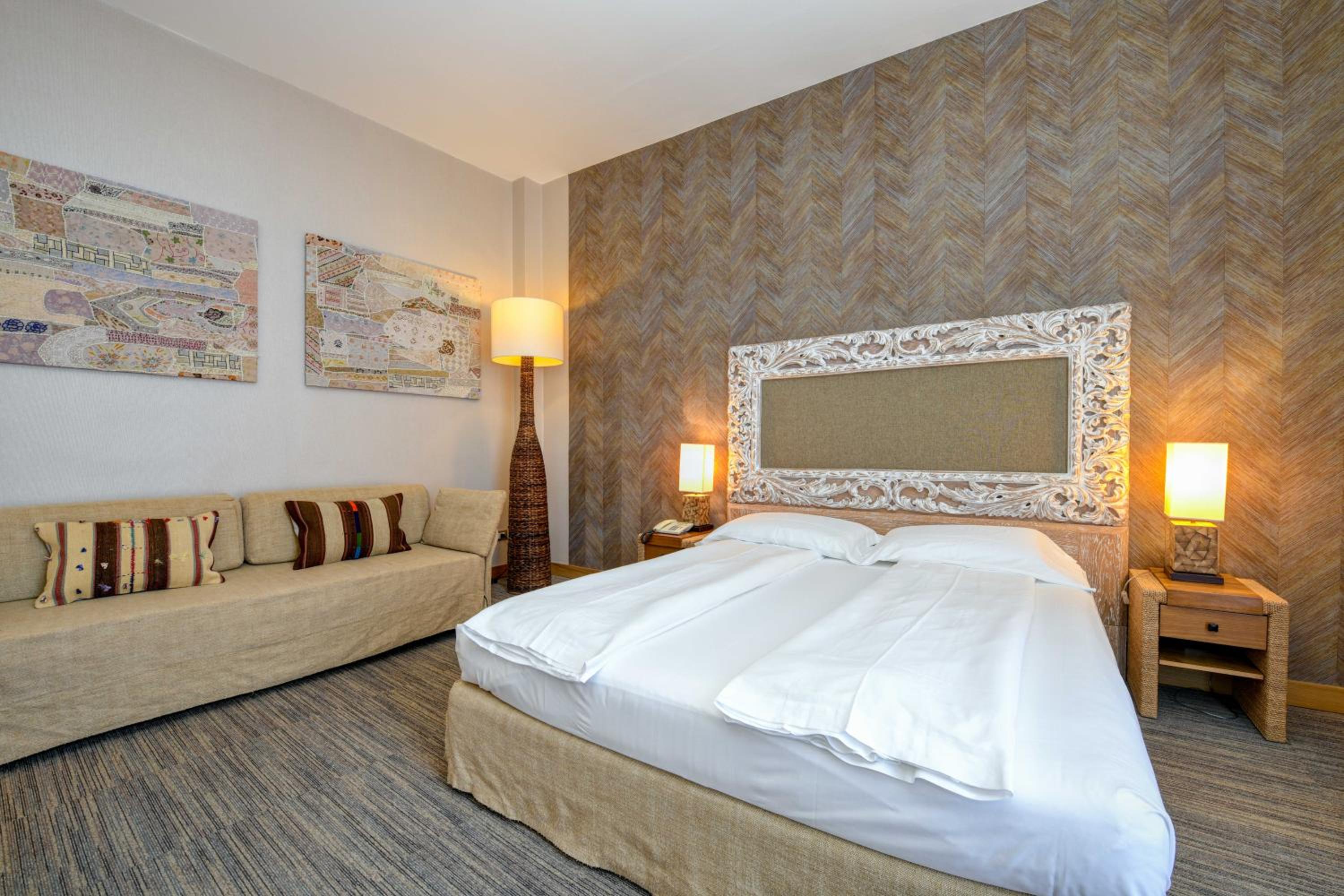 Quadruple Room - Photo 13