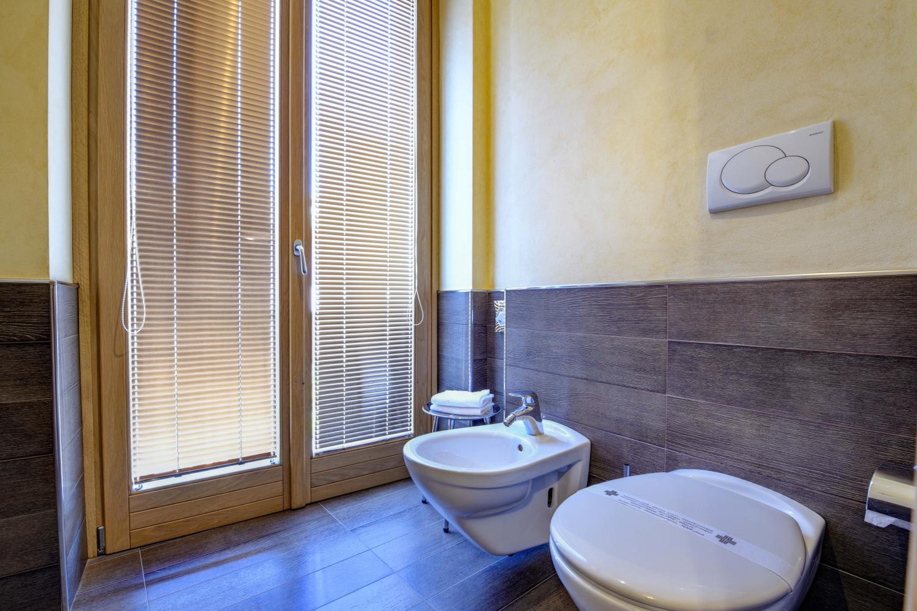 Quadruple Room - Photo 10