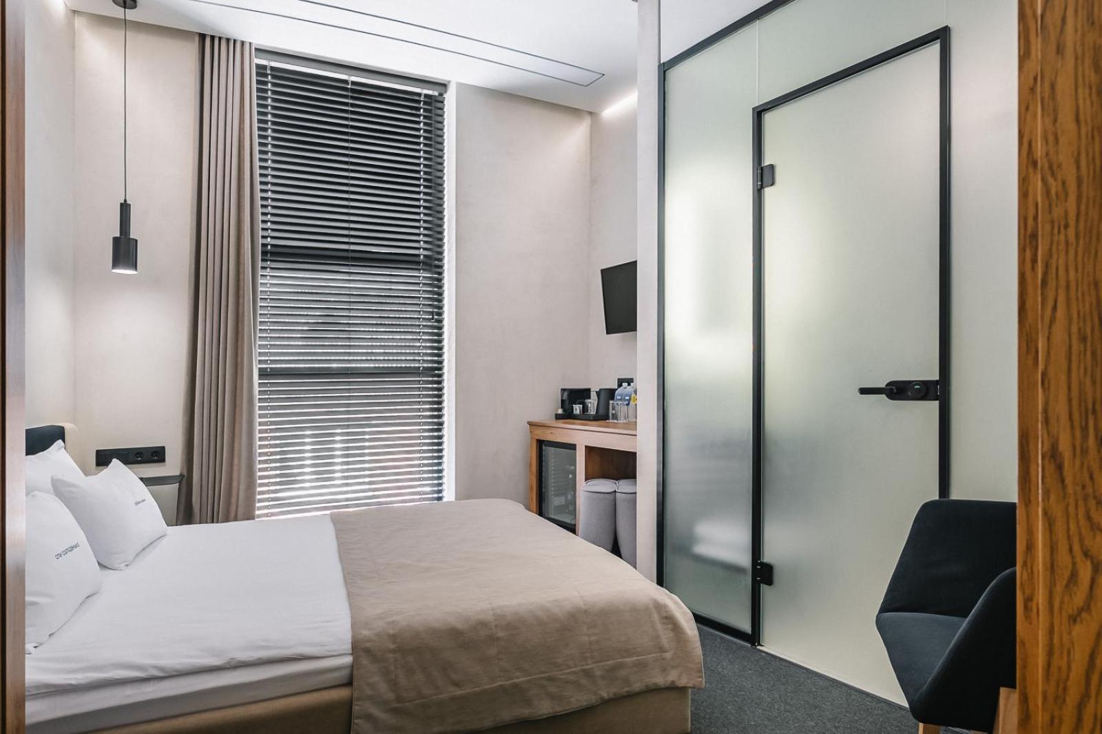 Large Double Room