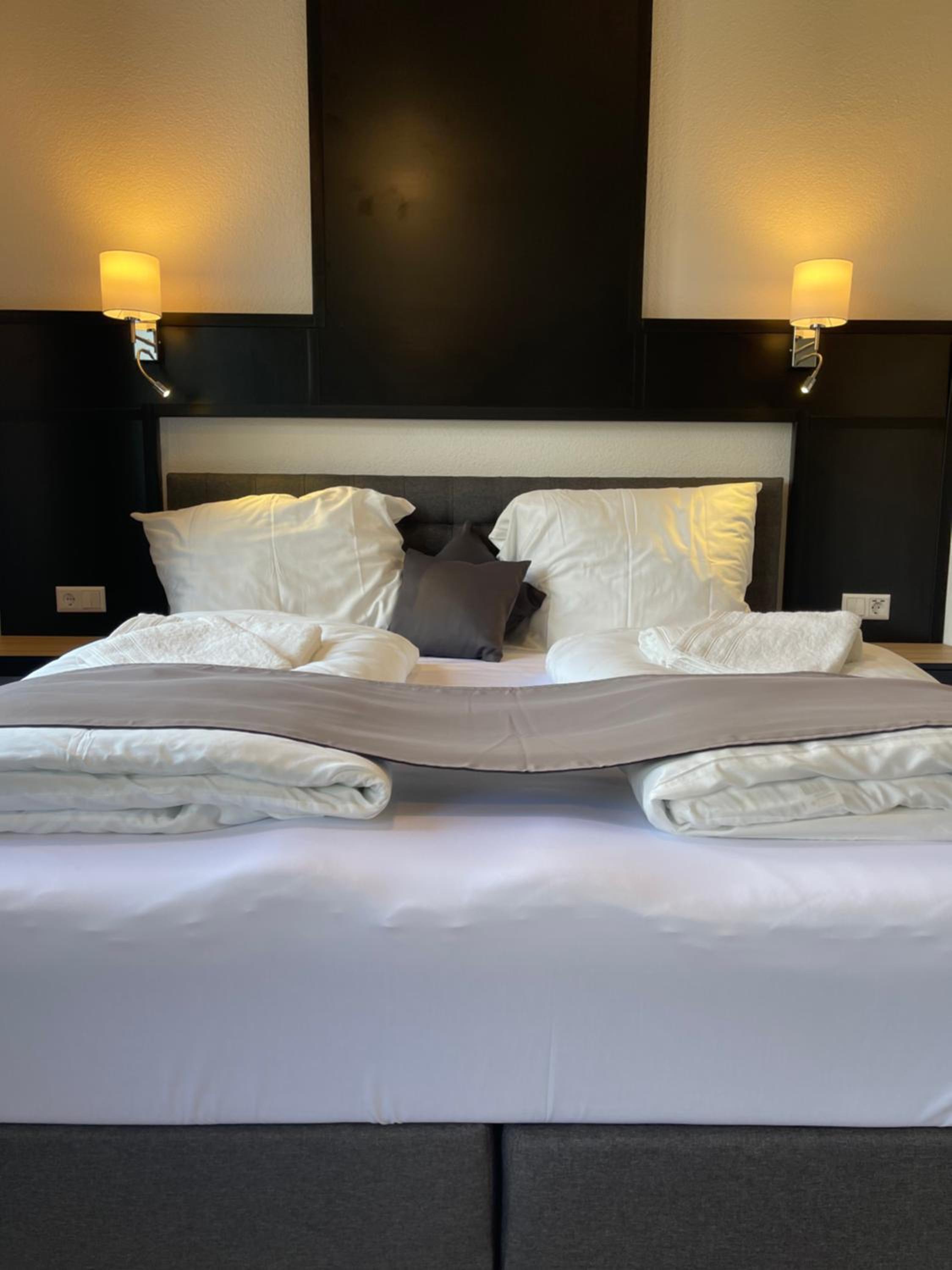 Double Room - Photo 2