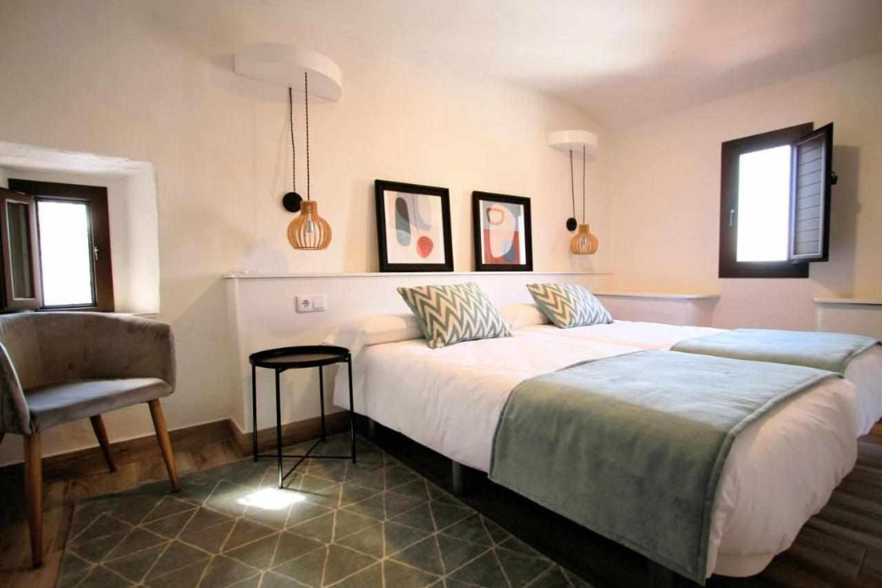 Two-Bedroom Apartment - Photo 7