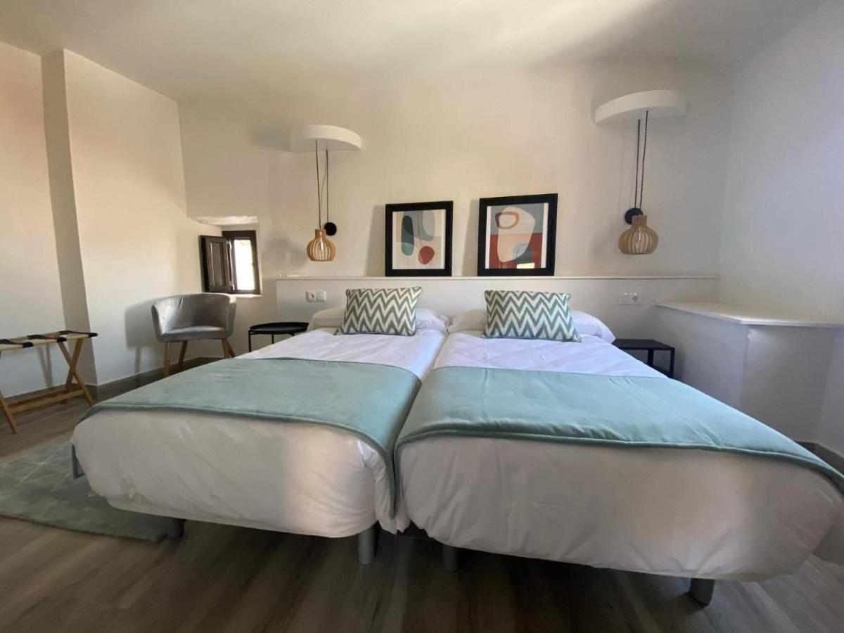 Two-Bedroom Apartment - Photo 8