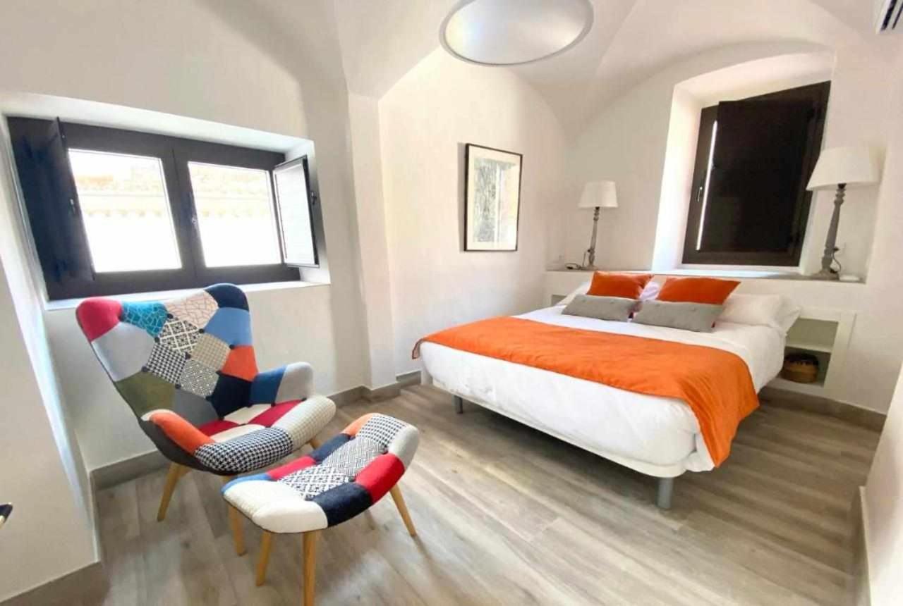 Two-Bedroom Apartment - Photo 14