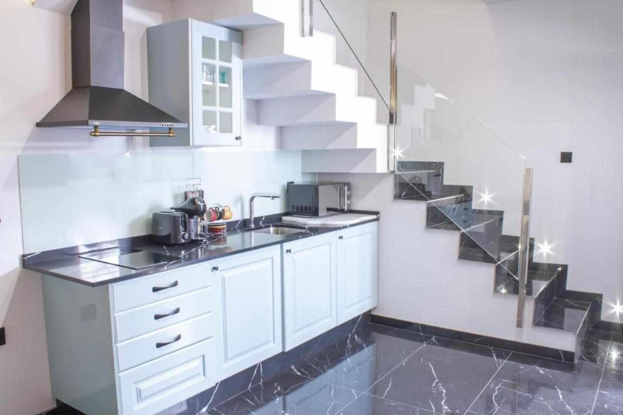 Duplex Apartment - Photo 16
