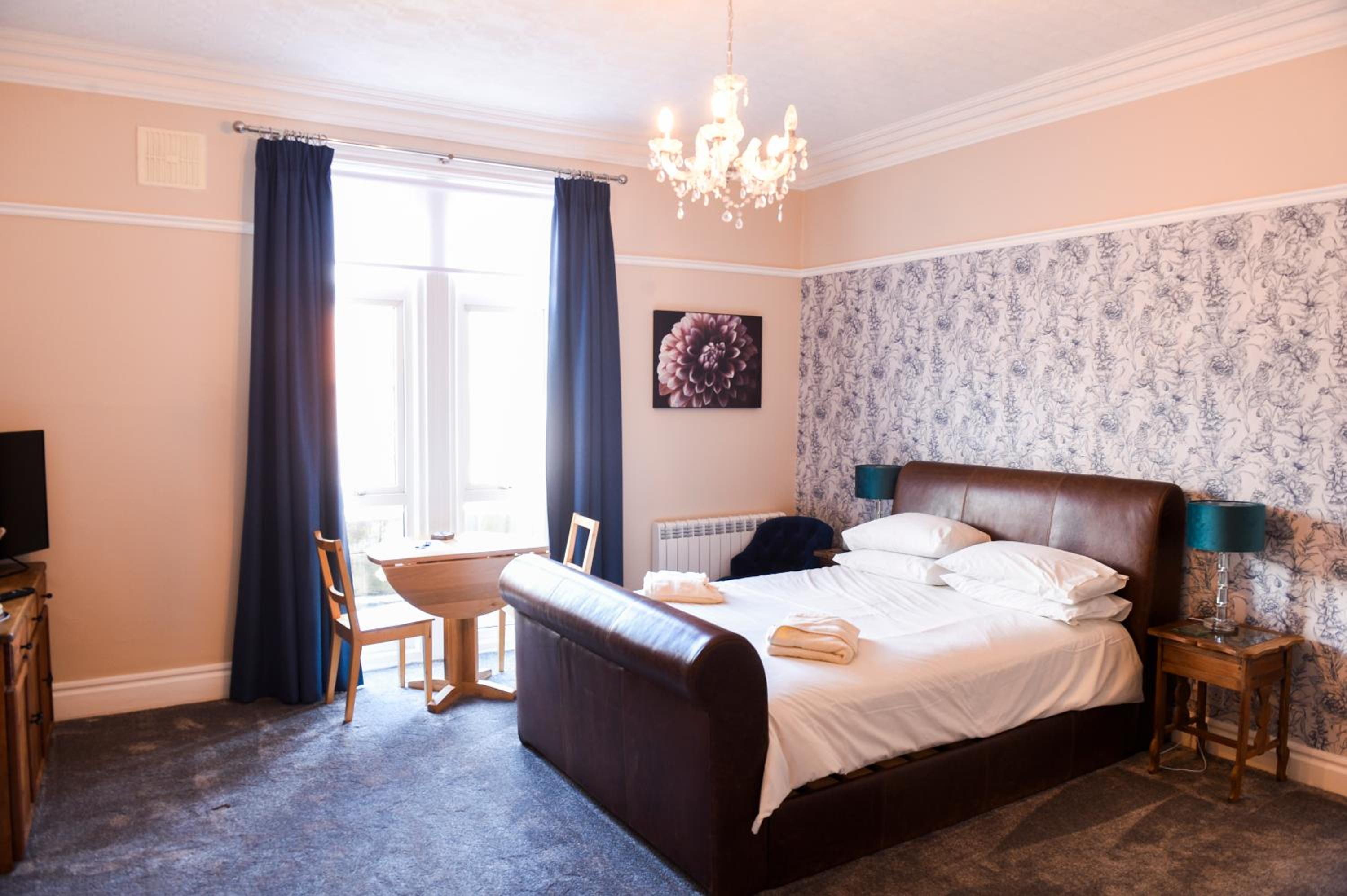 Deluxe King Room photo 3