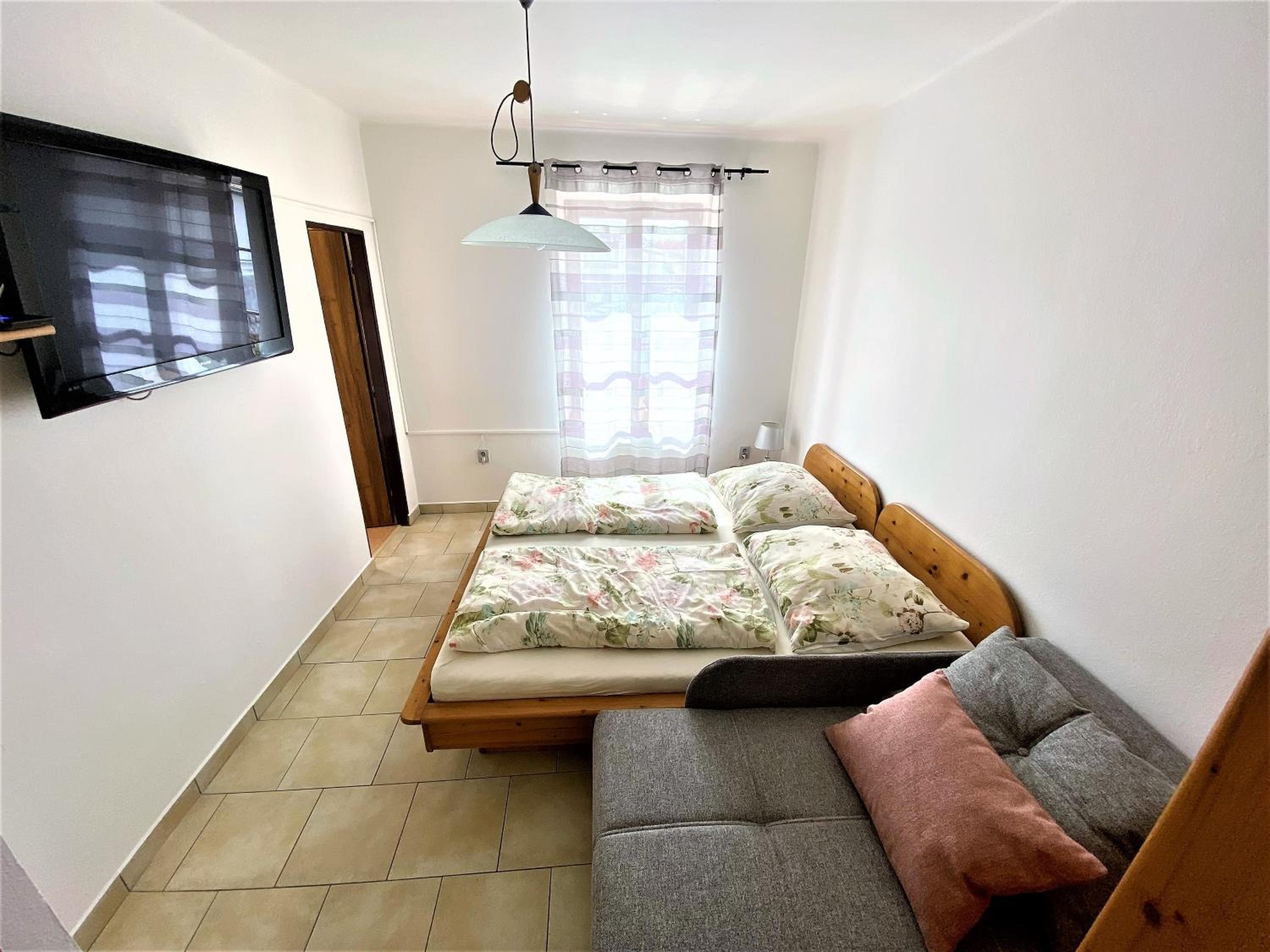 Suite - Photo 3