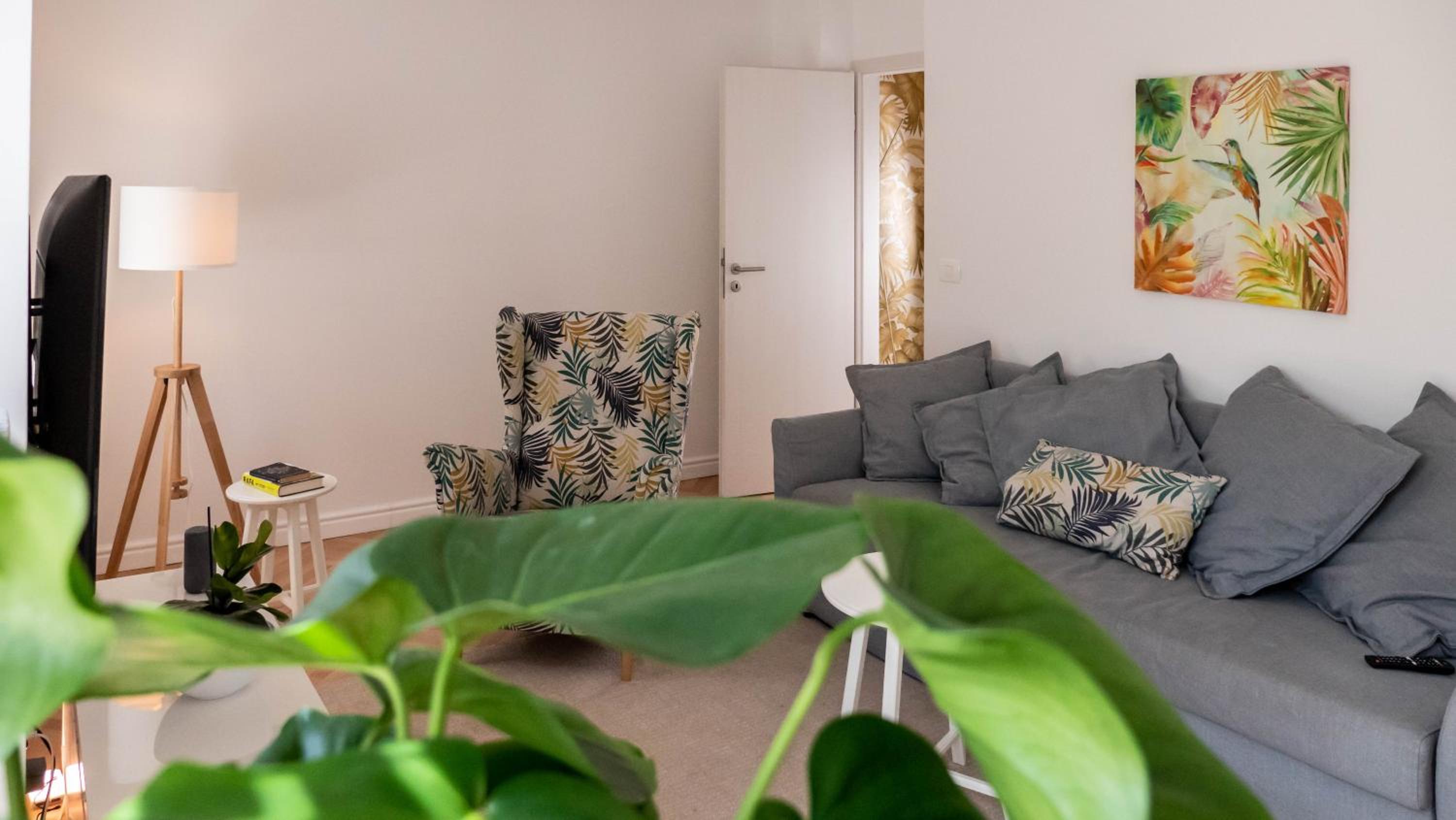 One-Bedroom Apartment - Photo 6
