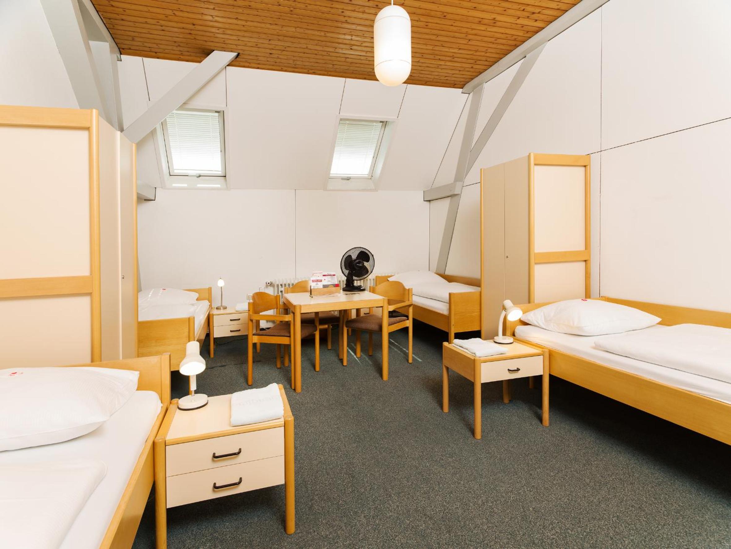 Triple Room with Shared Bathroom photo 2
