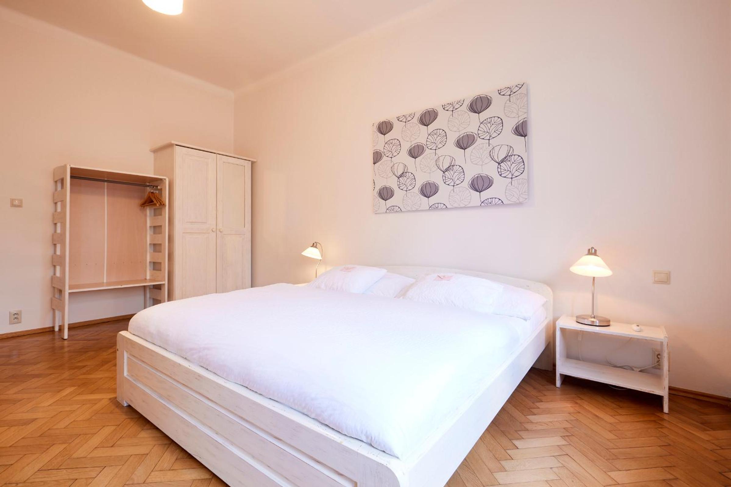 Three-Bedroom Apartment - Annex