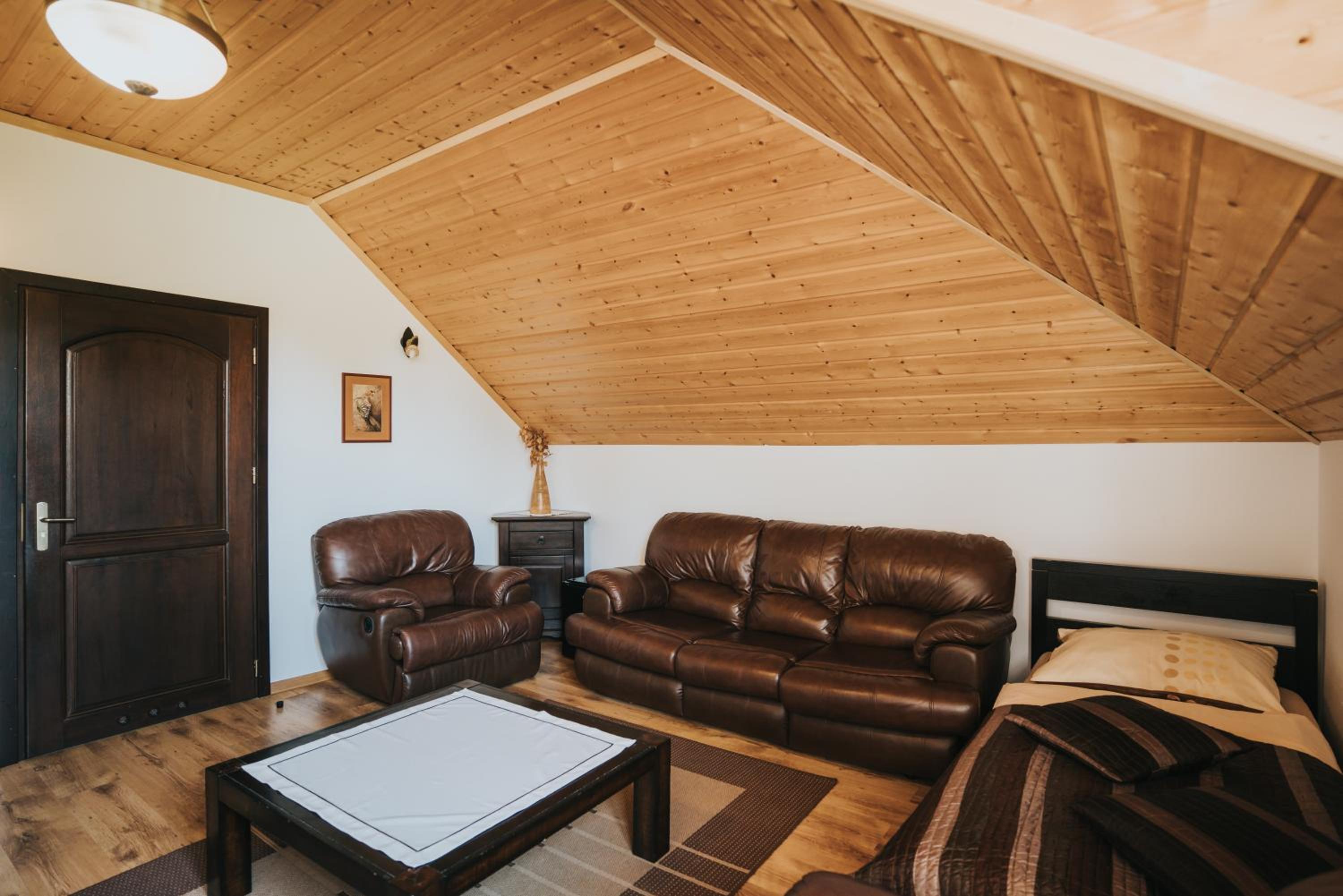 One-Bedroom Suite photo 2