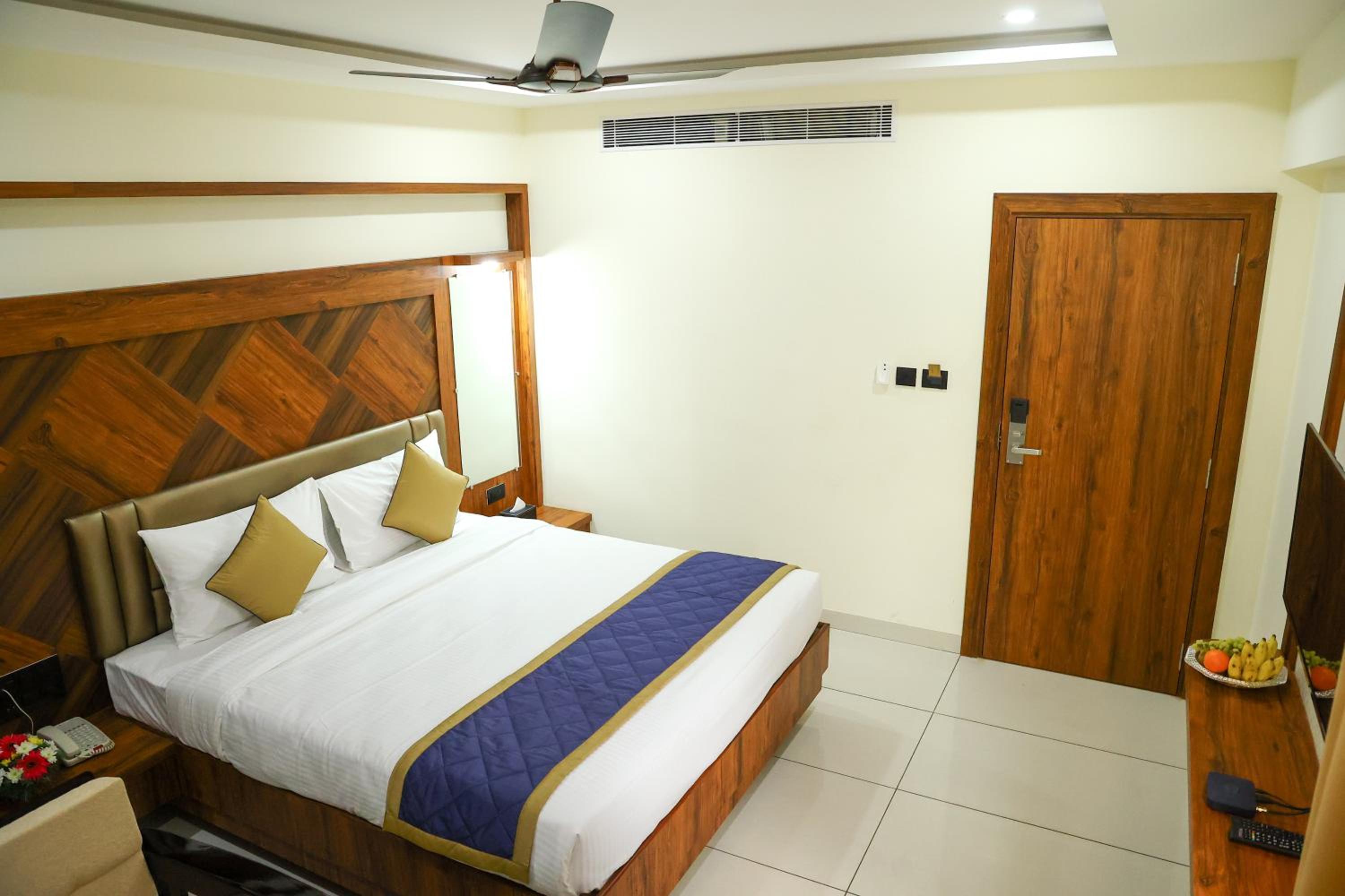 Standard Double Room photo 3