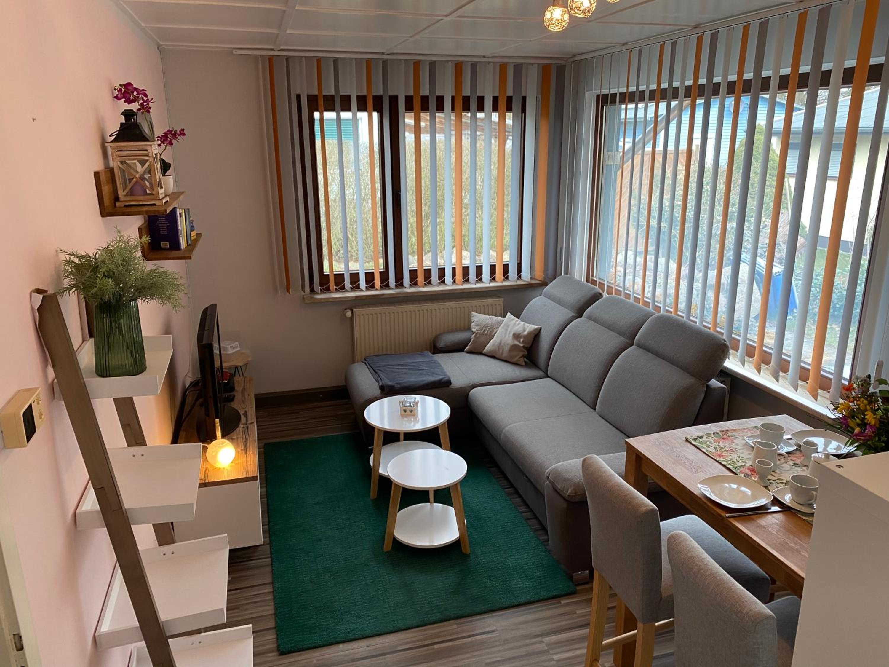One-Bedroom House photo 1
