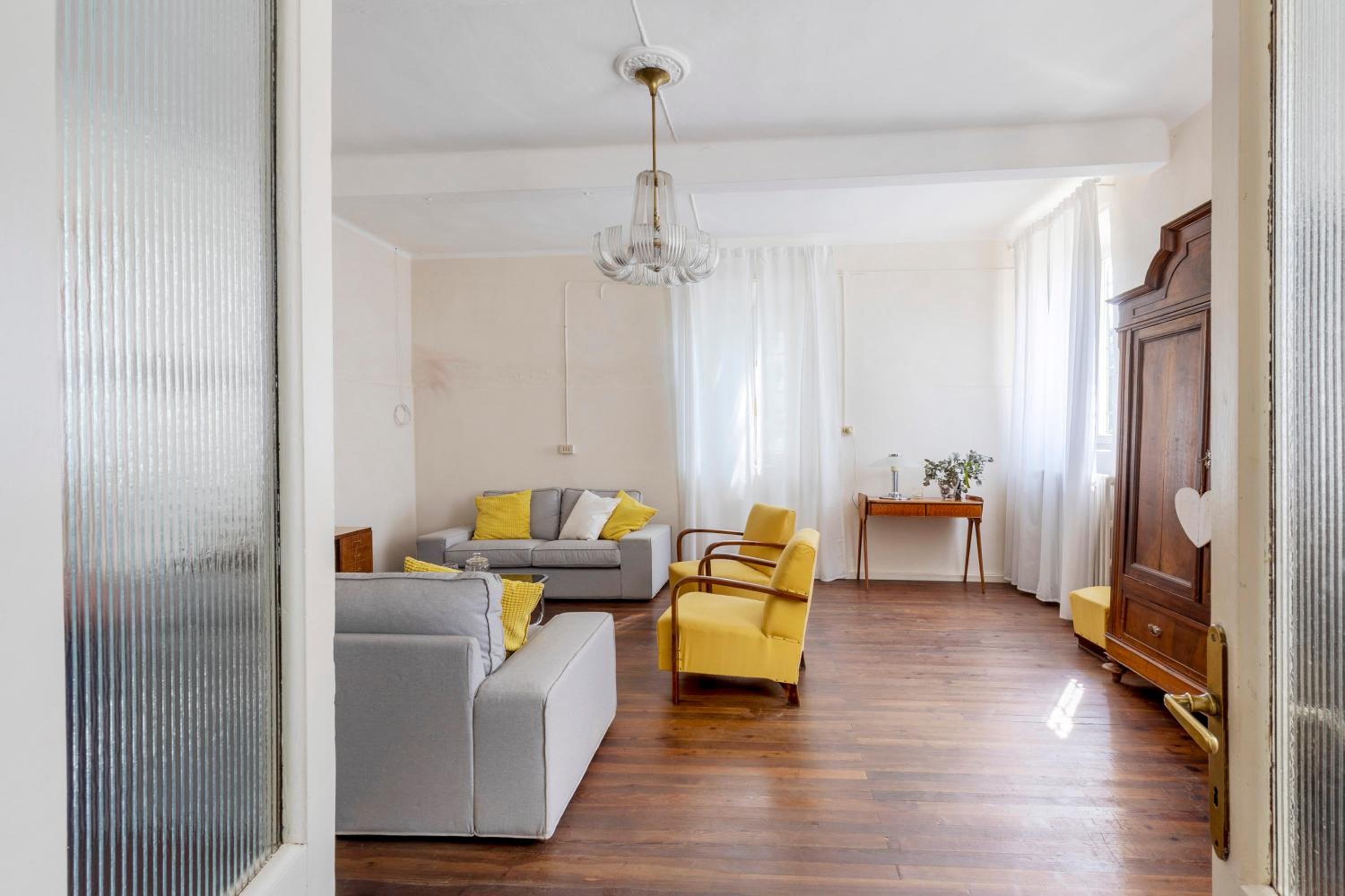 Three-Bedroom House photo 1