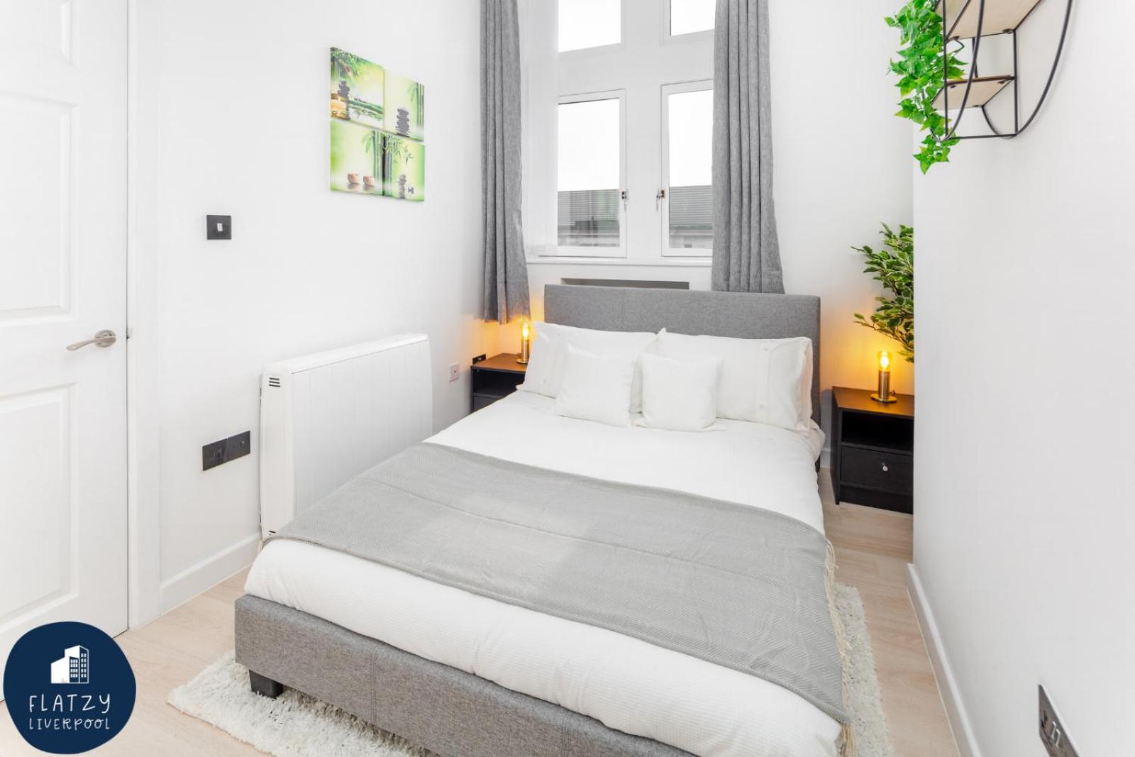Three-Bedroom Apartment - Photo 25