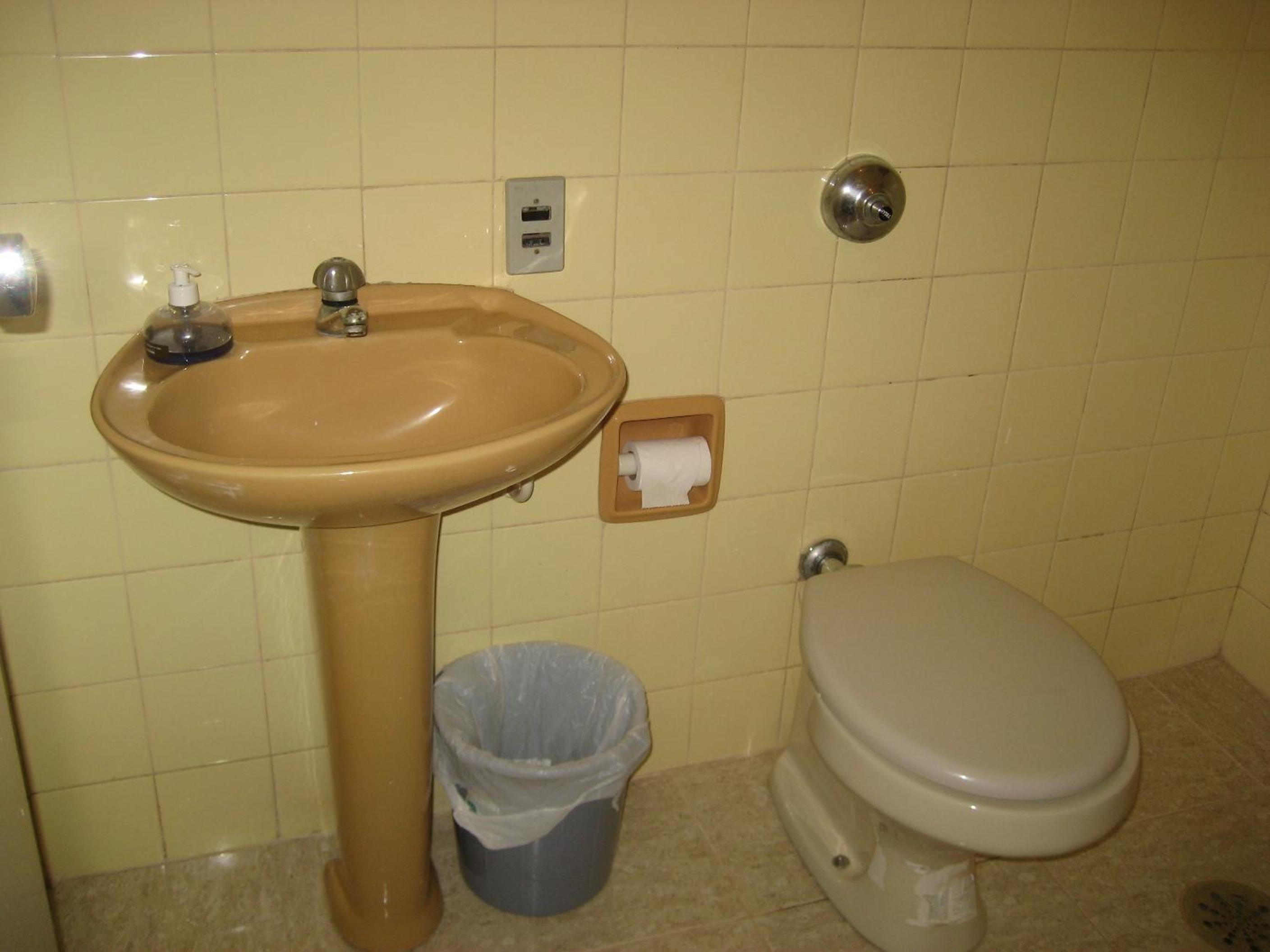 Standard Triple Room photo 2