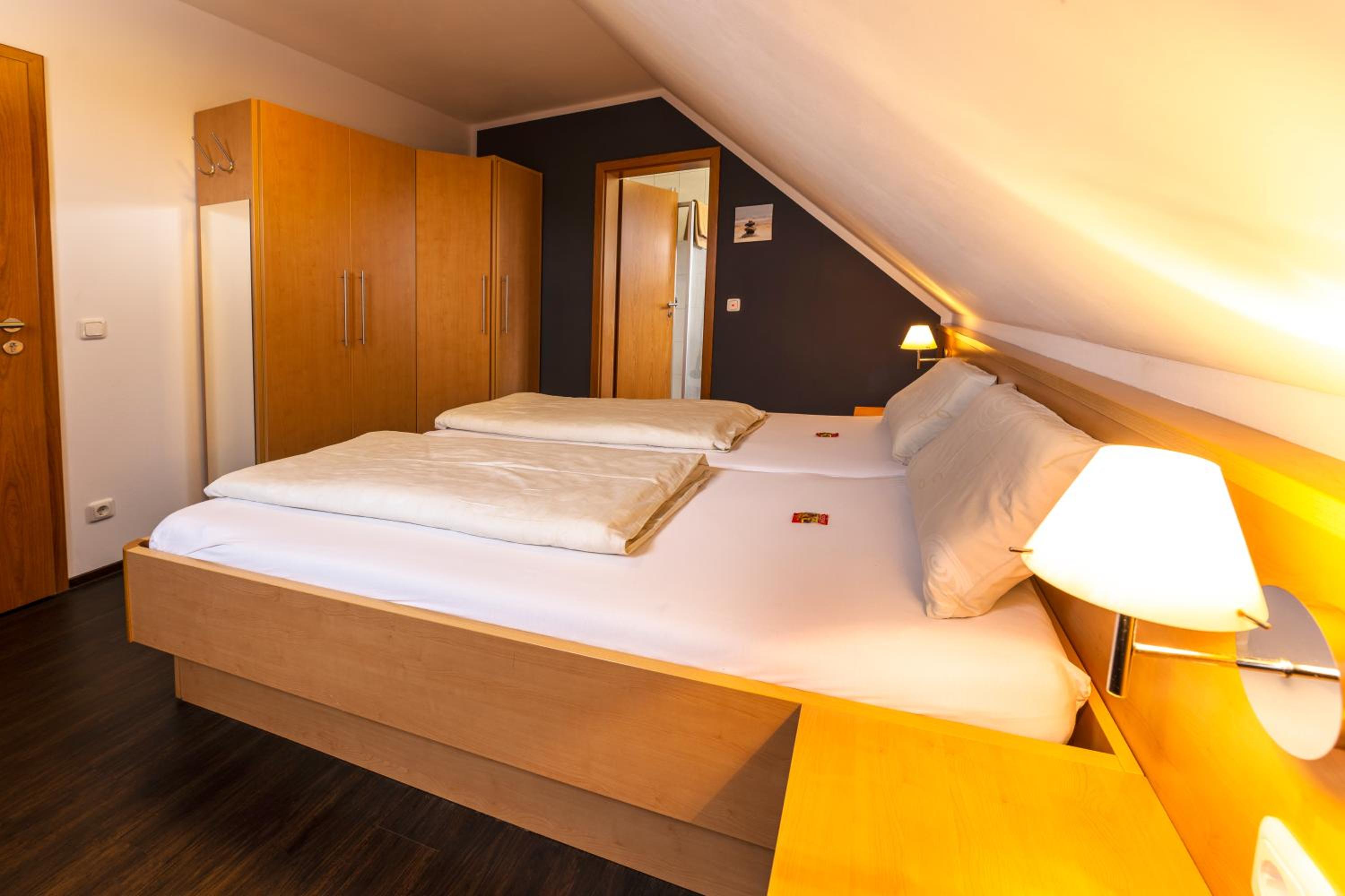 Double Room - Photo 1