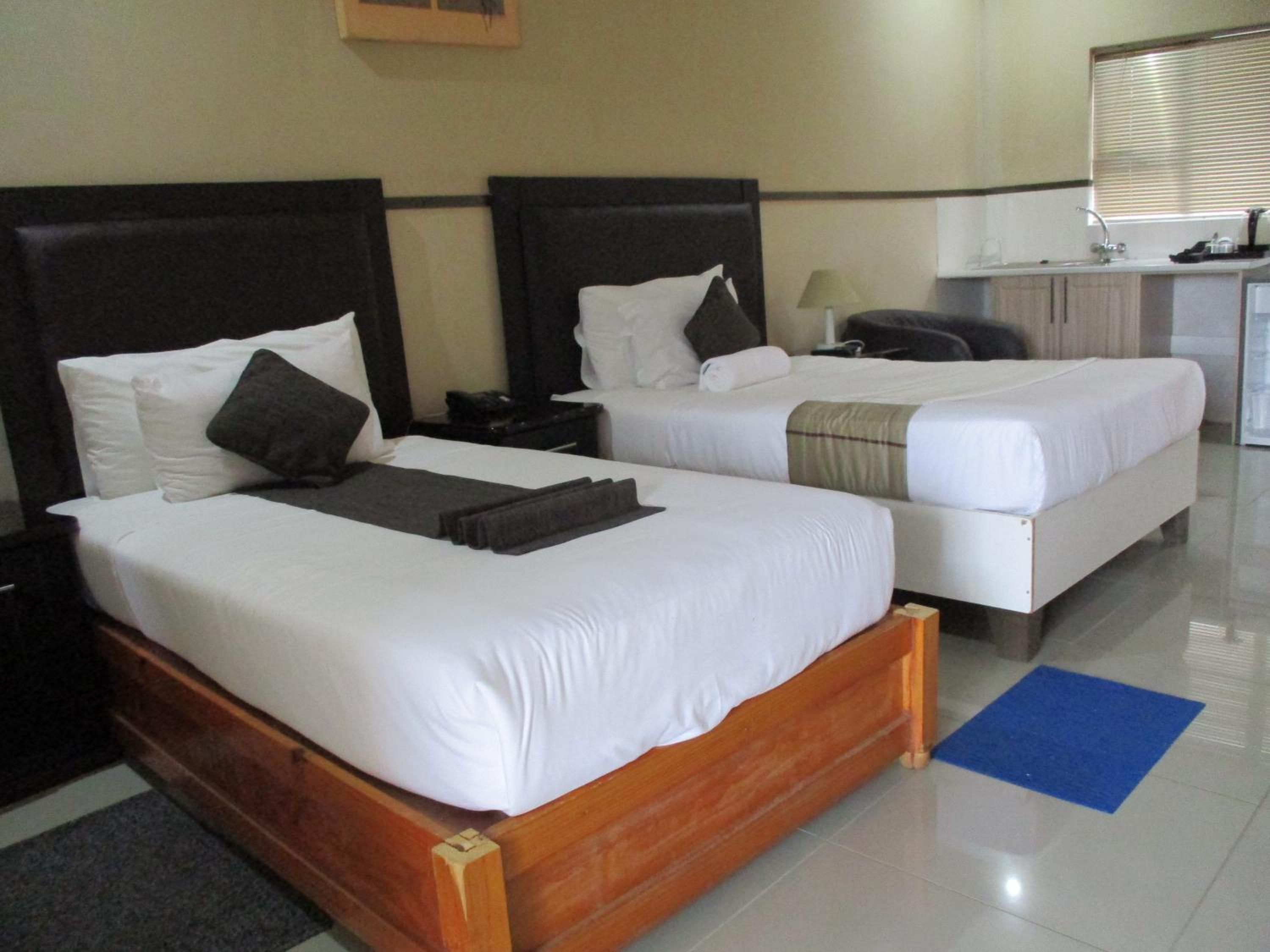 Deluxe Twin Room photo 2