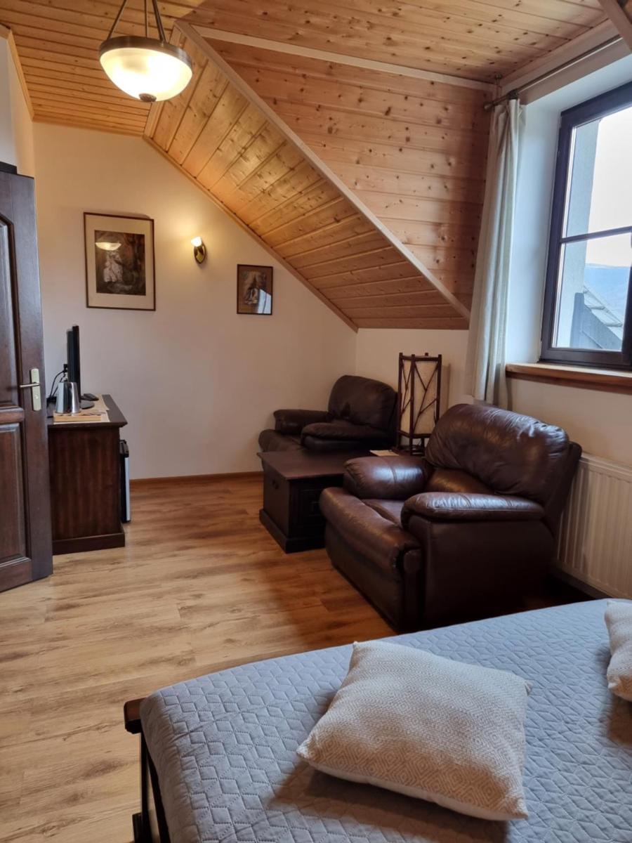 King Room with Mountain View photo 2