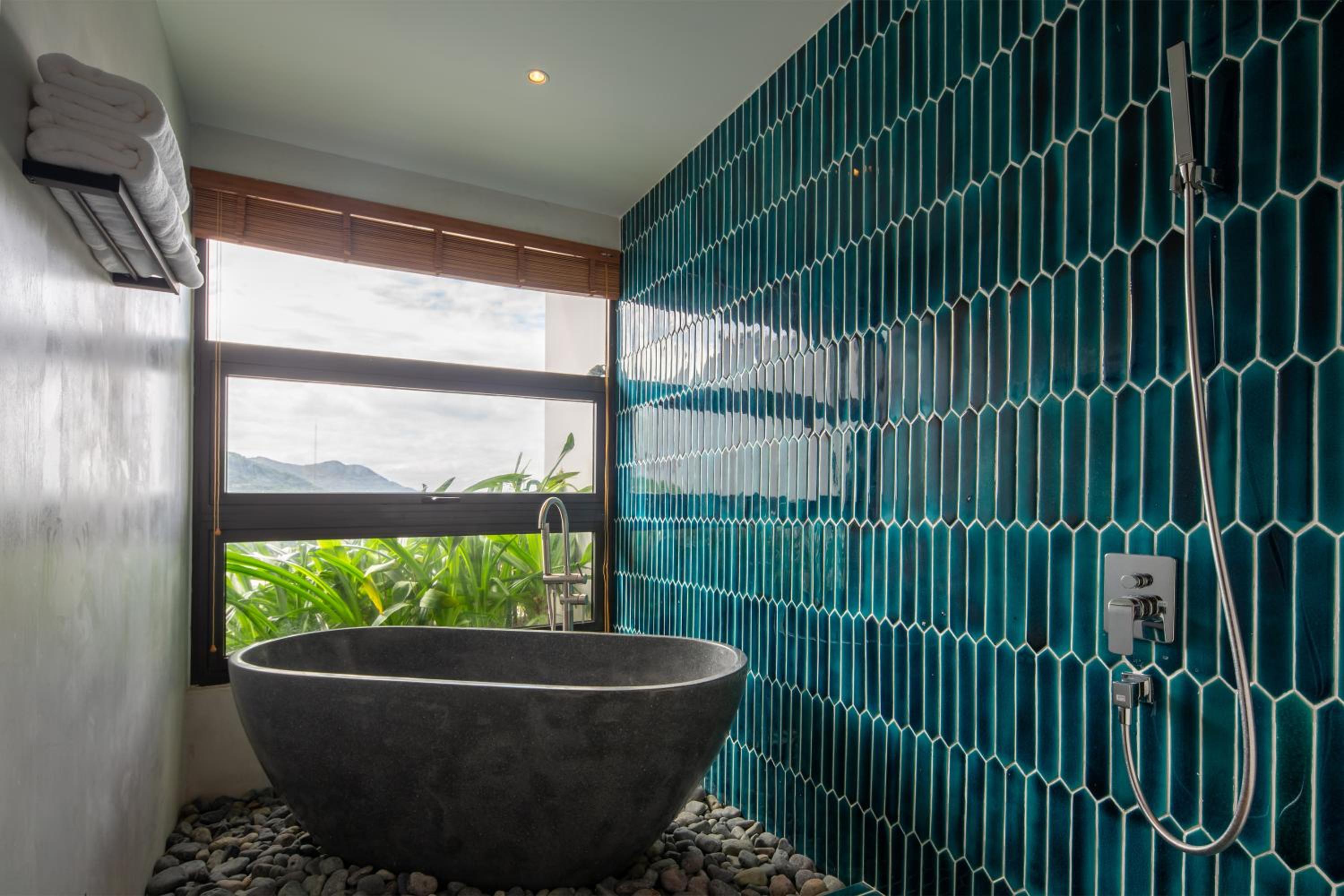 Family Room with Bath - Photo 2