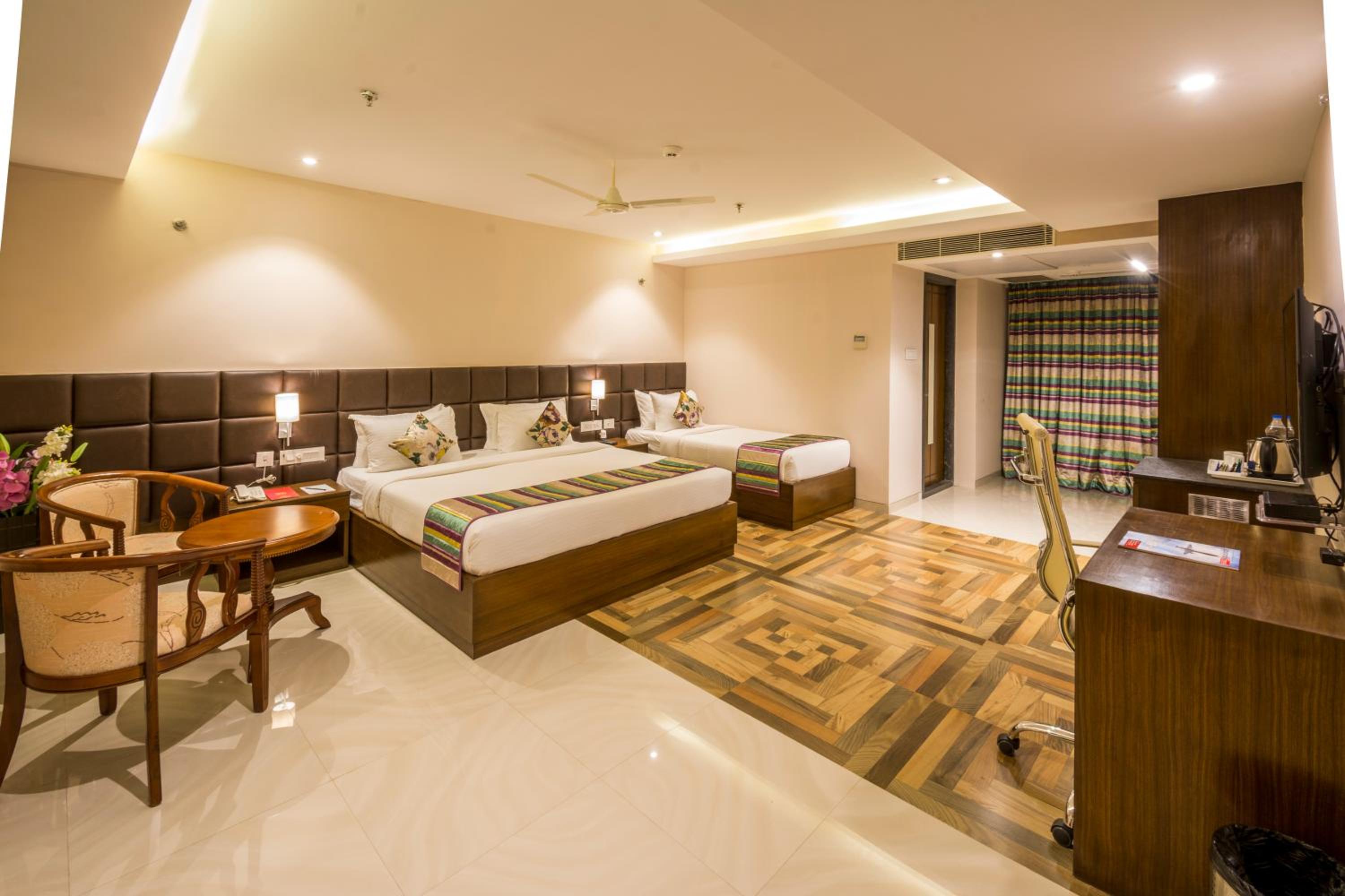 Superior Triple Room photo 3
